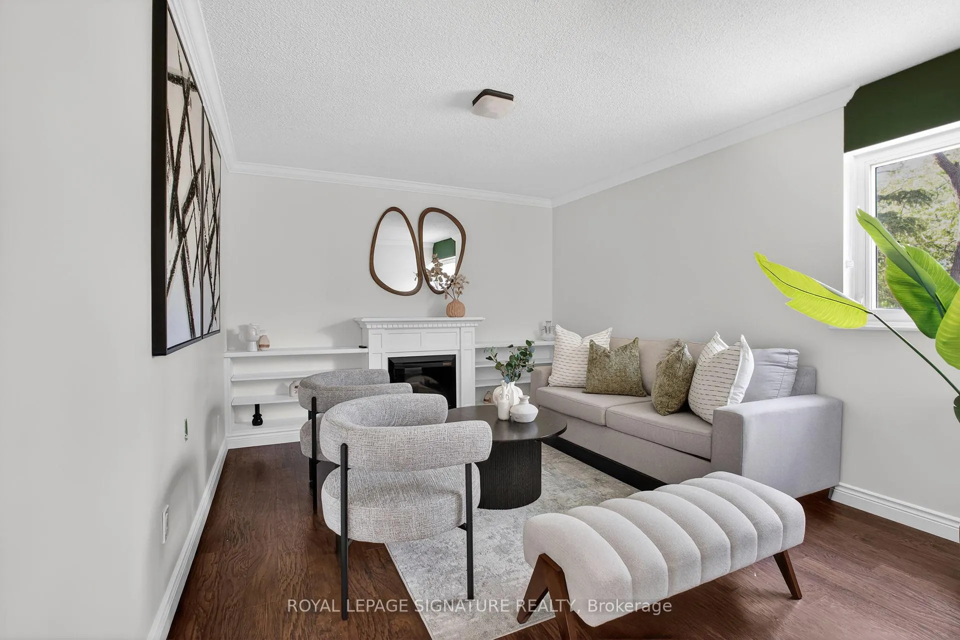 Photo 10 of Unit 103, 7811 Yonge Street, Markham, Thornhill — HOMEH