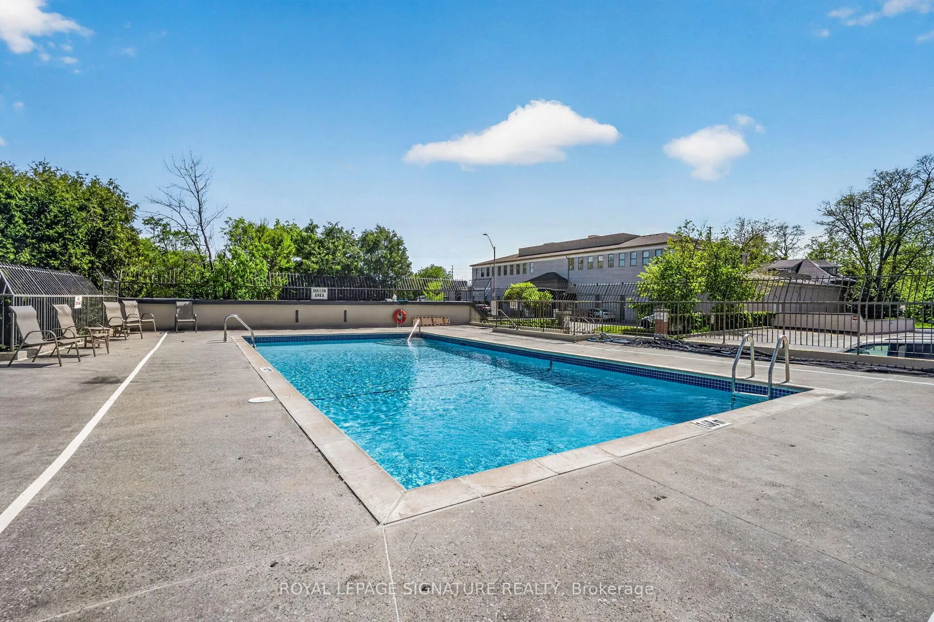 Photo 32 of Unit 103, 7811 Yonge Street, Markham, Thornhill — HOMEH