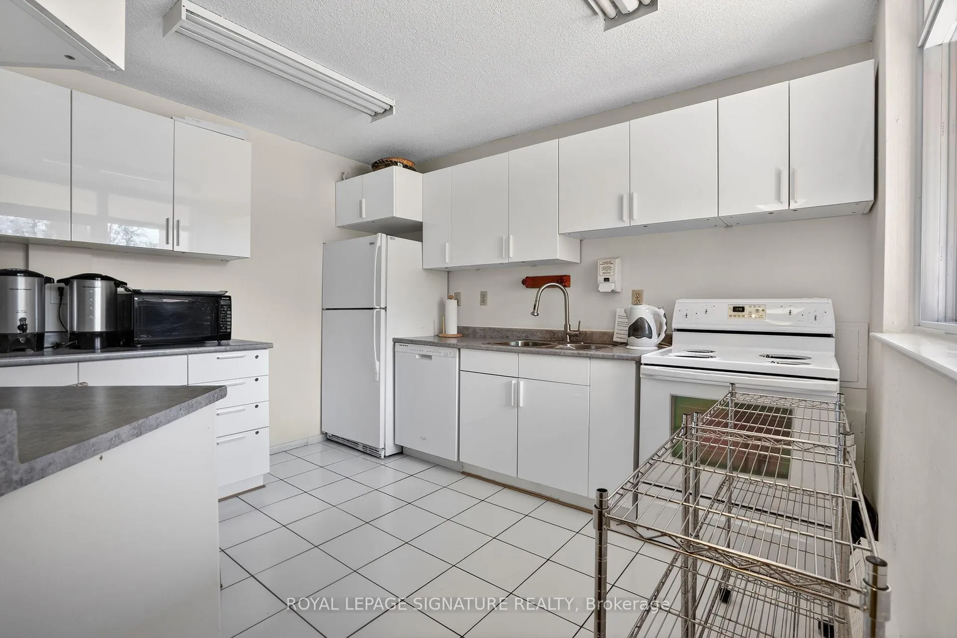 Photo 36 of Unit 103, 7811 Yonge Street, Markham, Thornhill — HOMEH