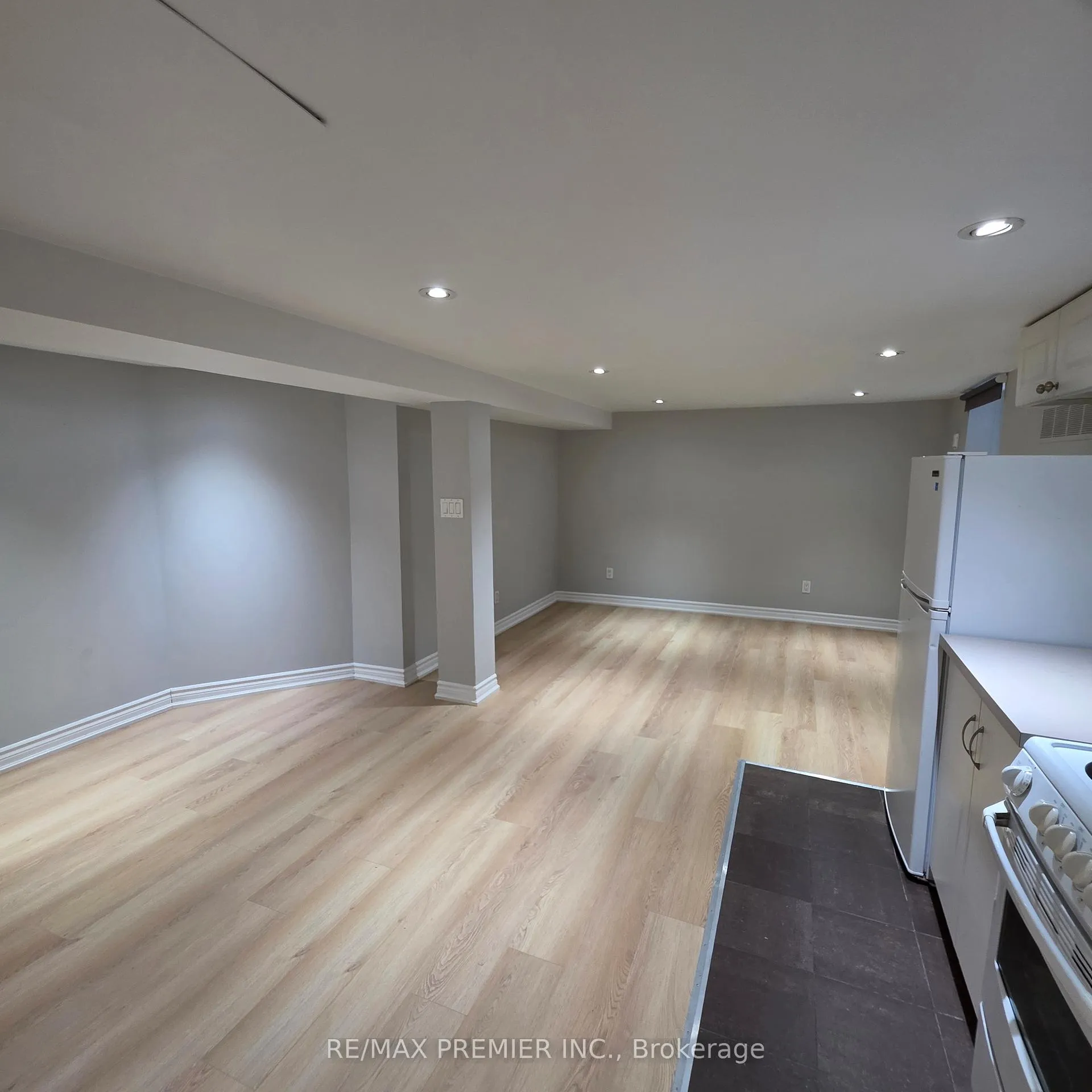 Photo 5 of 1487 King Street, Toronto, South Parkdale — HOMEH