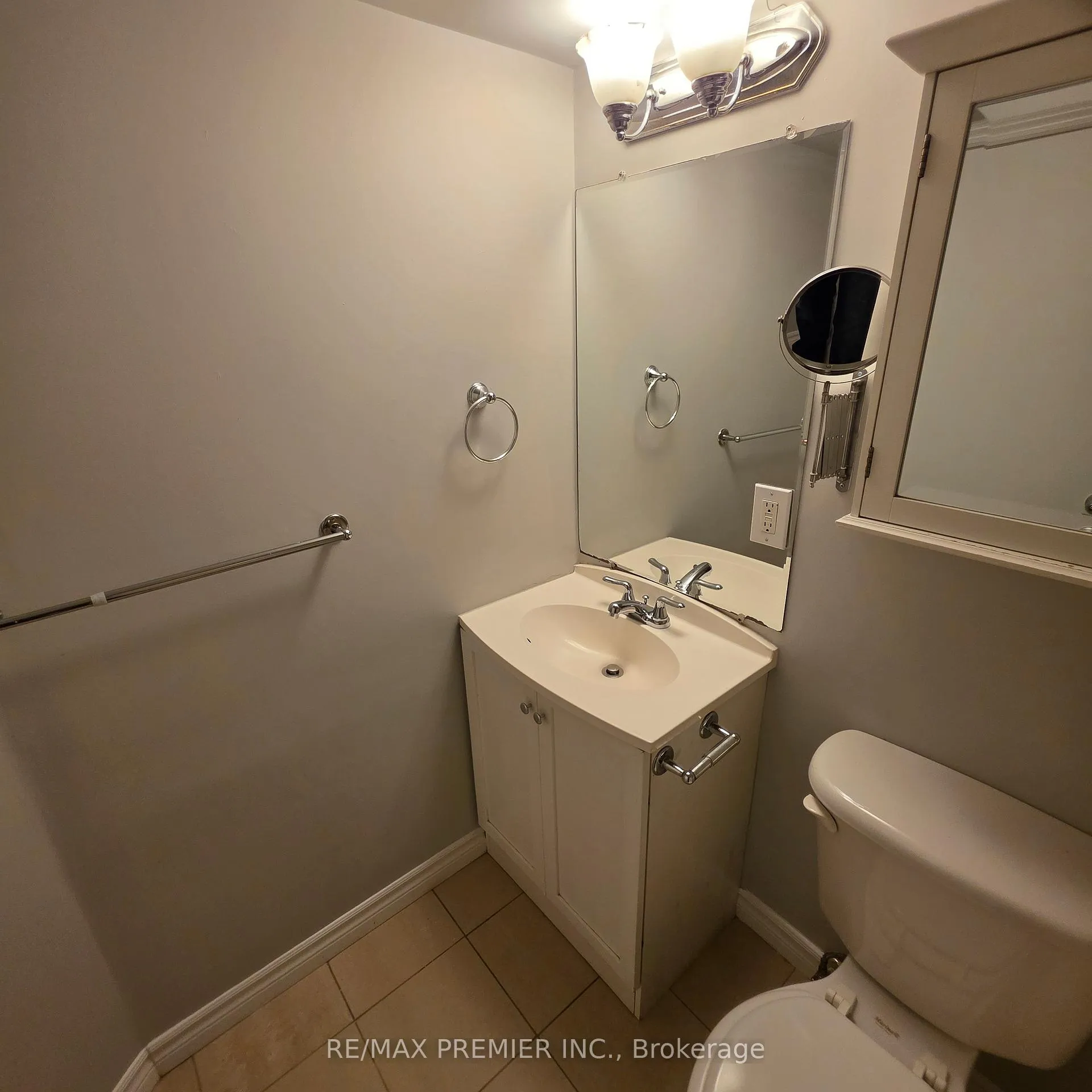 Photo 12 of 1487 King Street, Toronto, South Parkdale — HOMEH