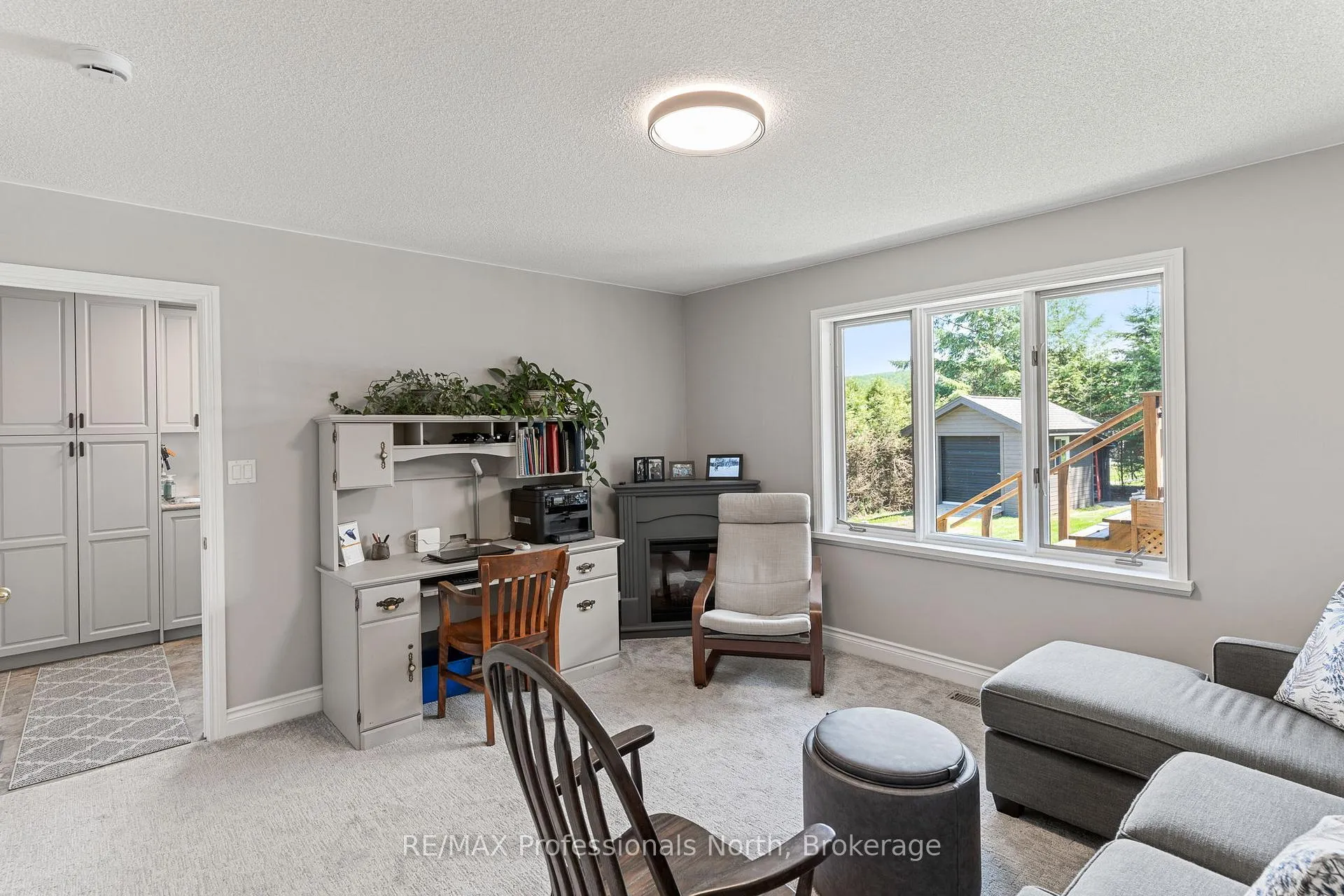 Photo 17 of 68 Halbiem Crescent, Dysart et al, Dysart — HOMEH