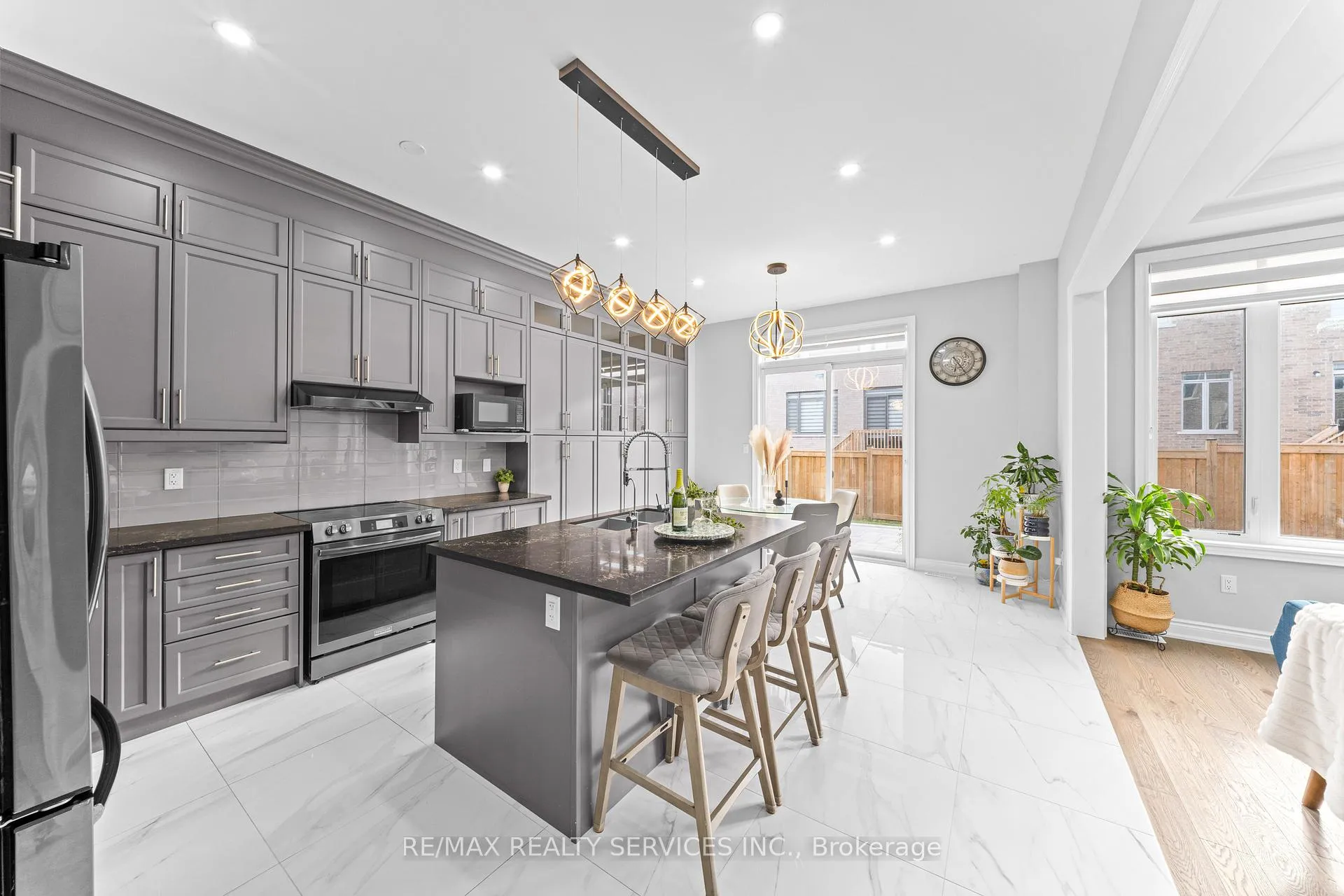 Photo 15 of 95 Eastman Drive, Brampton, Credit Valley — HOMEH