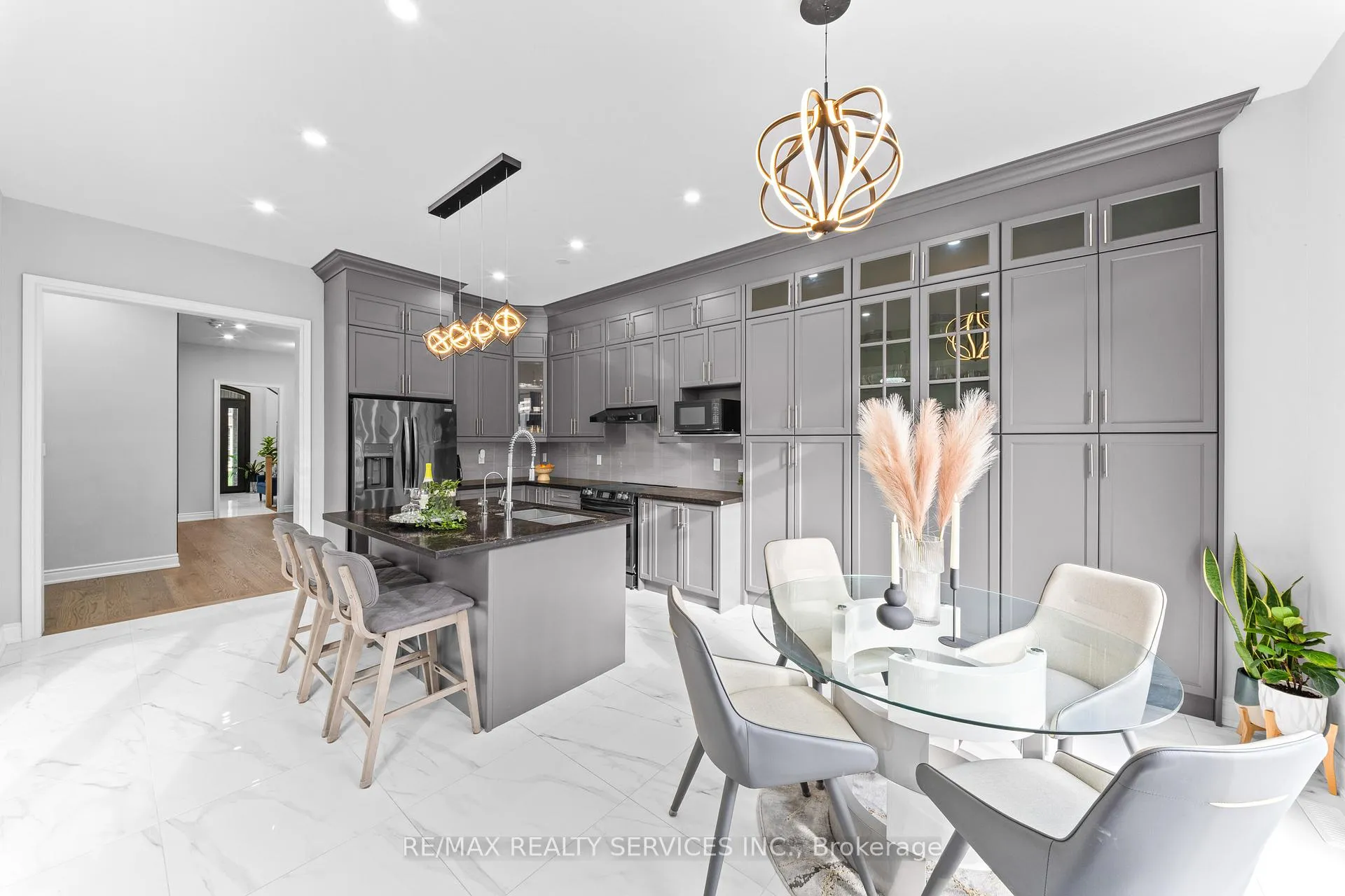 Photo 16 of 95 Eastman Drive, Brampton, Credit Valley — HOMEH