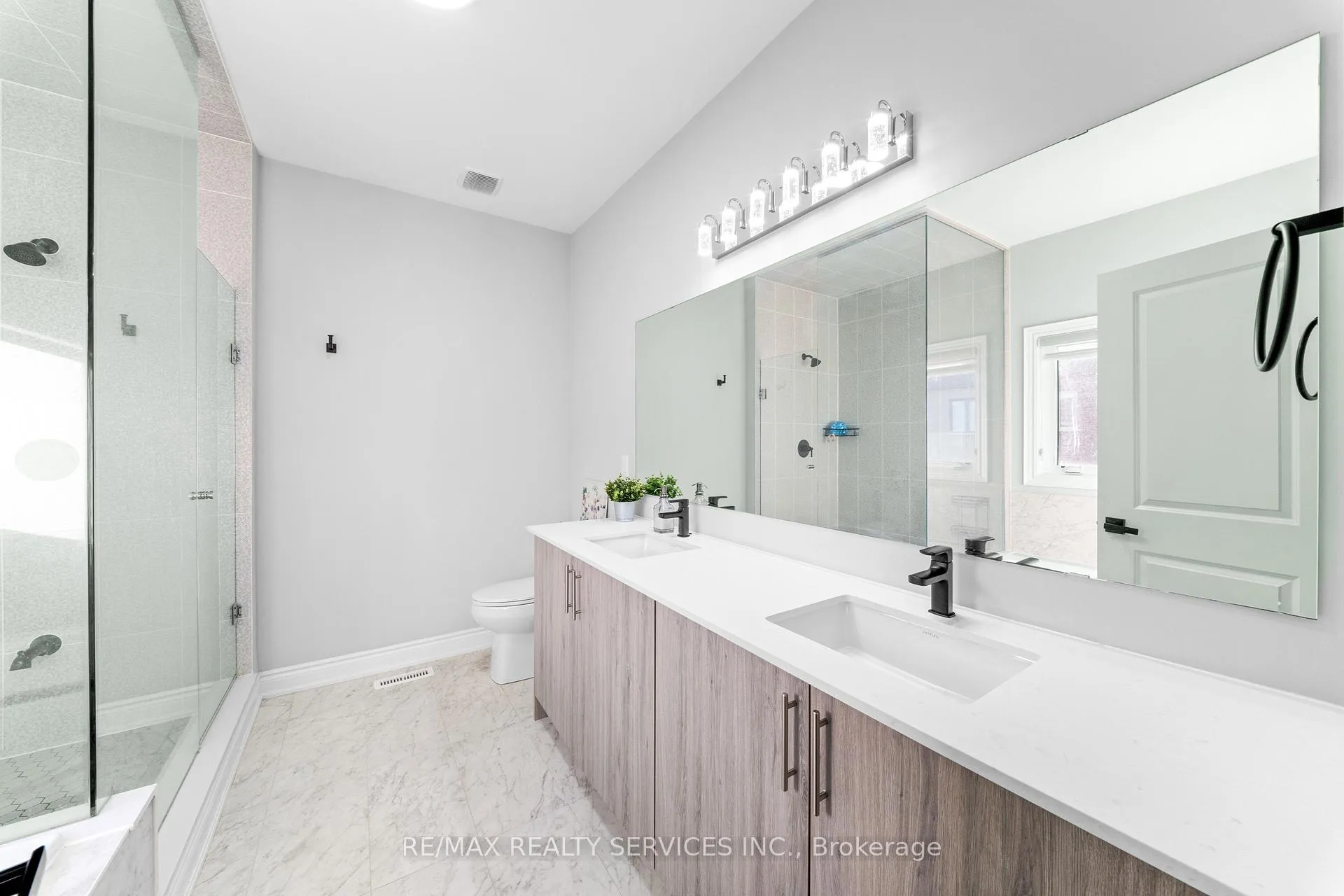 Photo 30 of 95 Eastman Drive, Brampton, Credit Valley — HOMEH