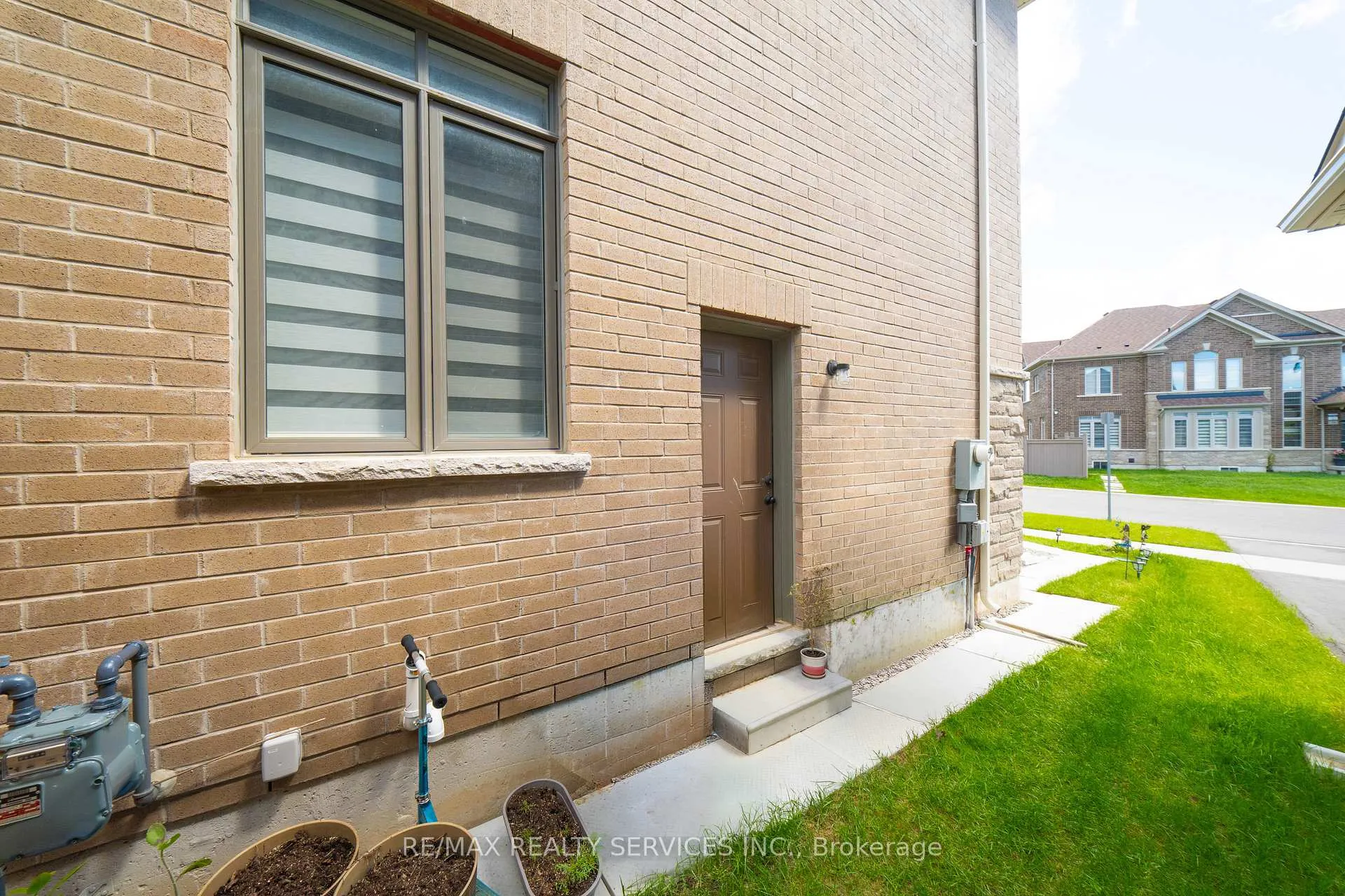 Photo 42 of 95 Eastman Drive, Brampton, Credit Valley — HOMEH
