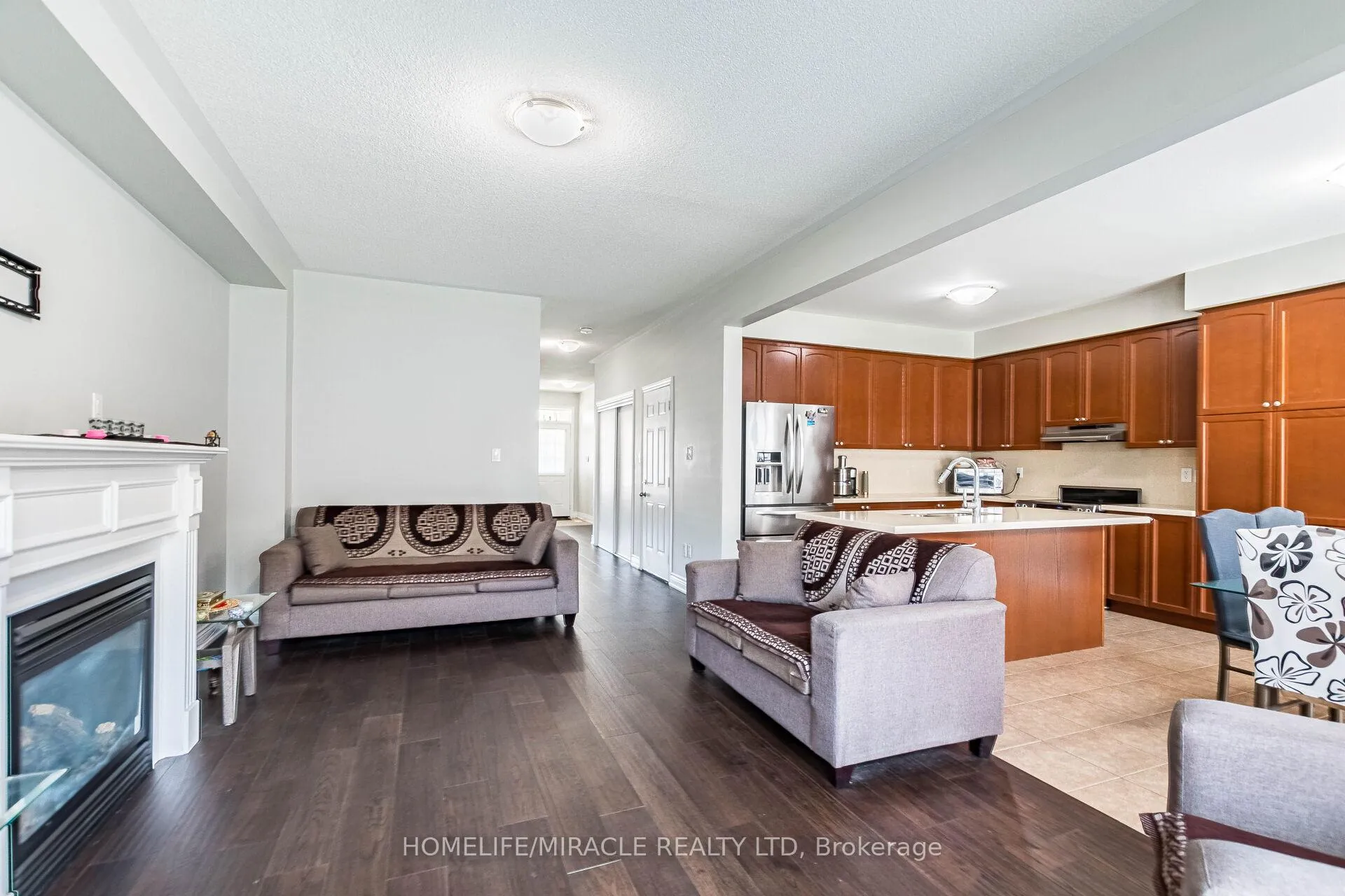 Photo 10 of 29 Oswald Road E, Brampton, Bram East — HOMEH