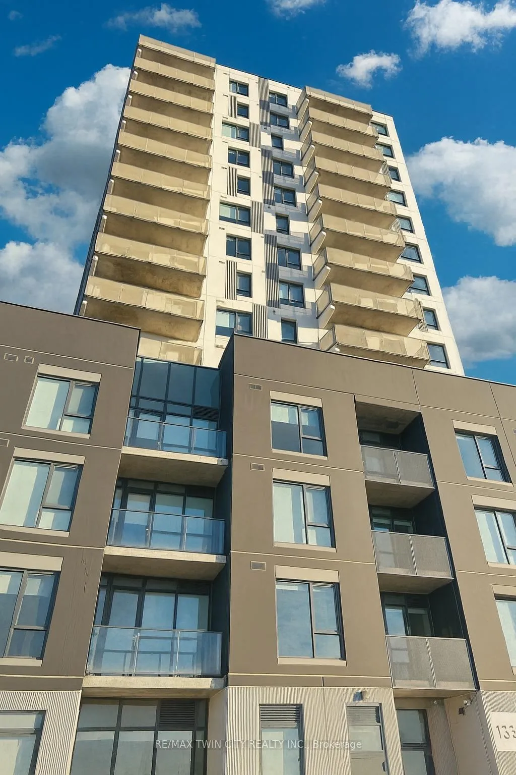 Photo 1 of Unit 905, 1333 Weber Street E, Kitchener — HOMEH