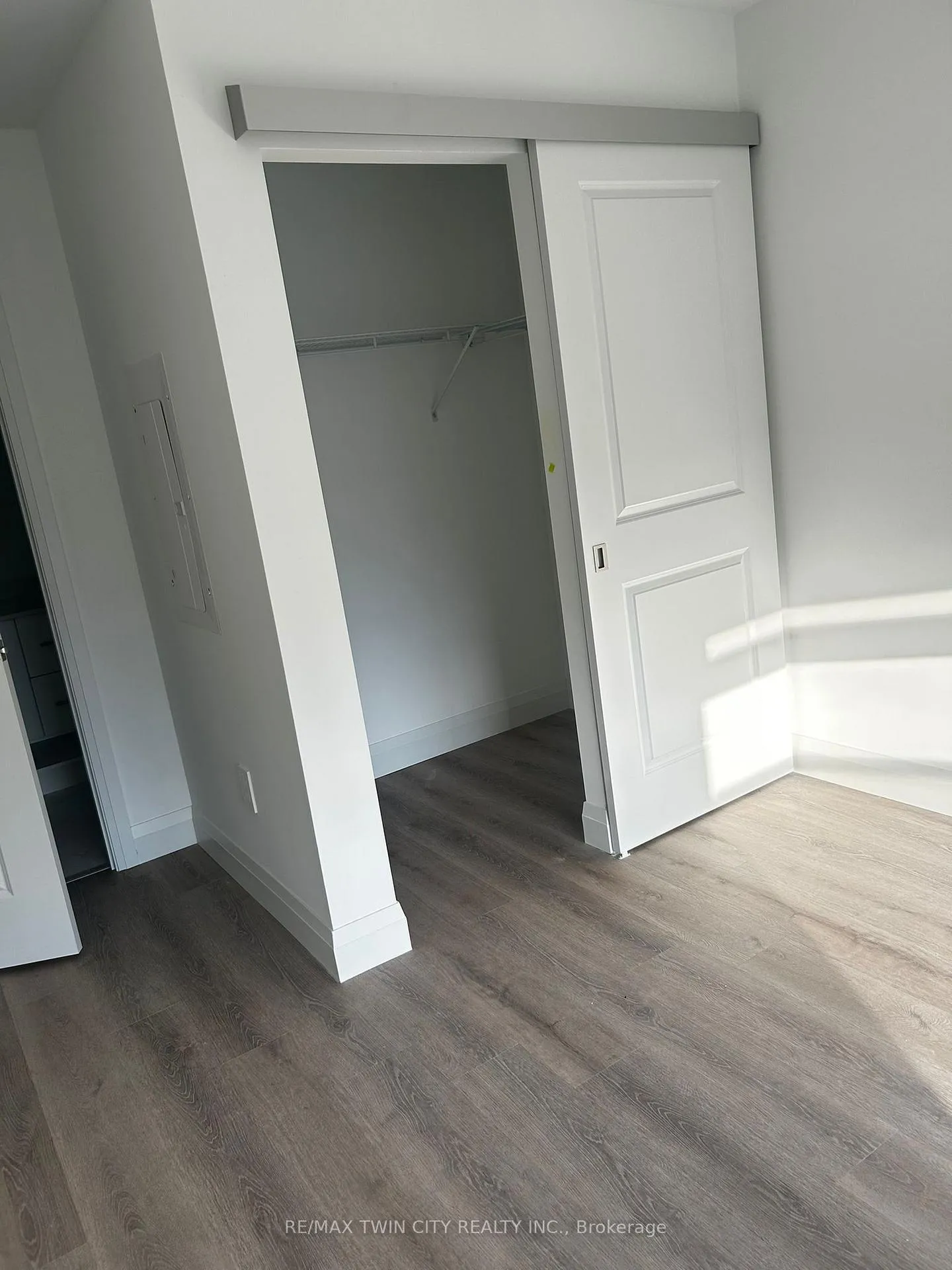 Photo 12 of Unit 905, 1333 Weber Street E, Kitchener — HOMEH