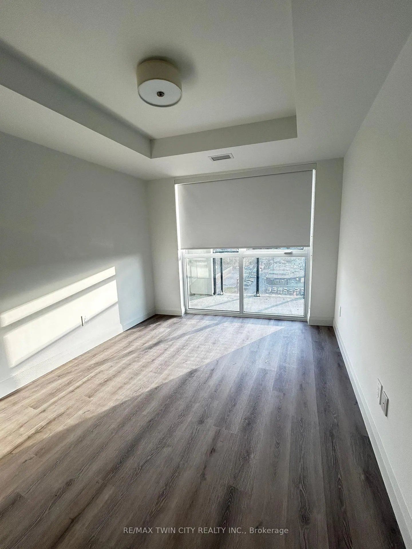 Photo 13 of Unit 905, 1333 Weber Street E, Kitchener — HOMEH