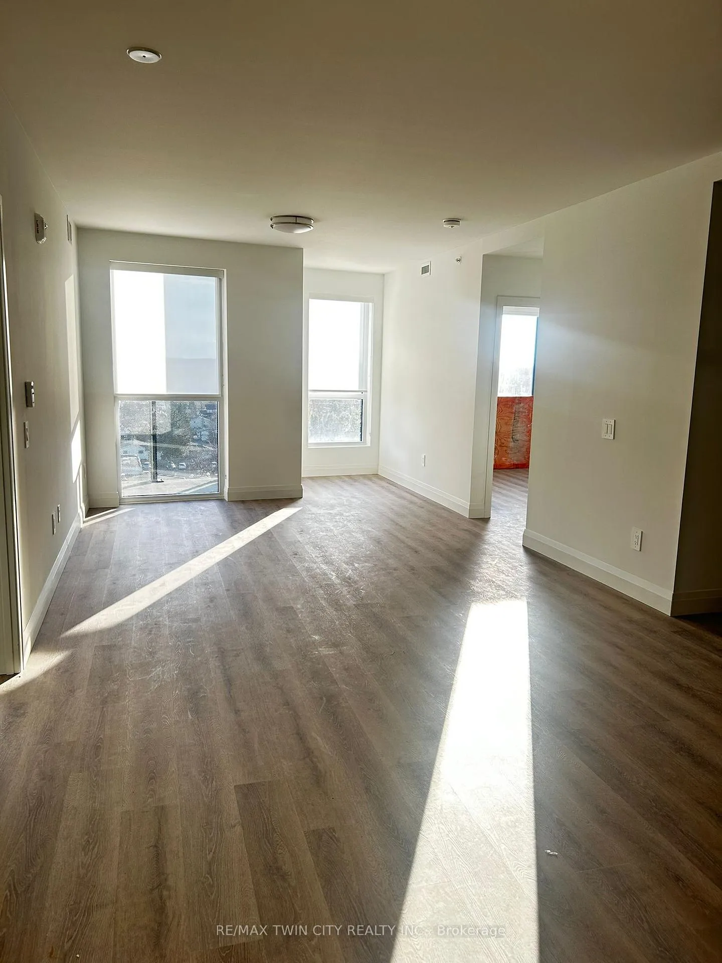 Photo 29 of Unit 905, 1333 Weber Street E, Kitchener — HOMEH