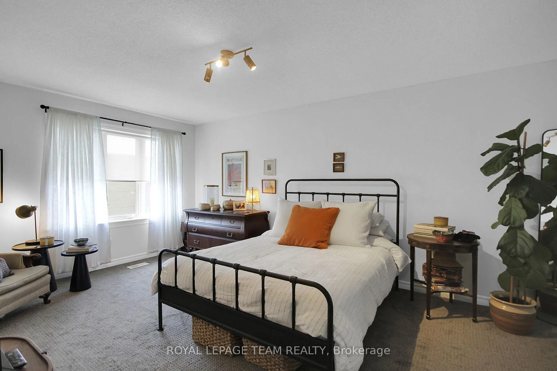 Photo 17 of 112 Talltree Crescent, Ottawa, Stittsville (Central) — HOMEH
