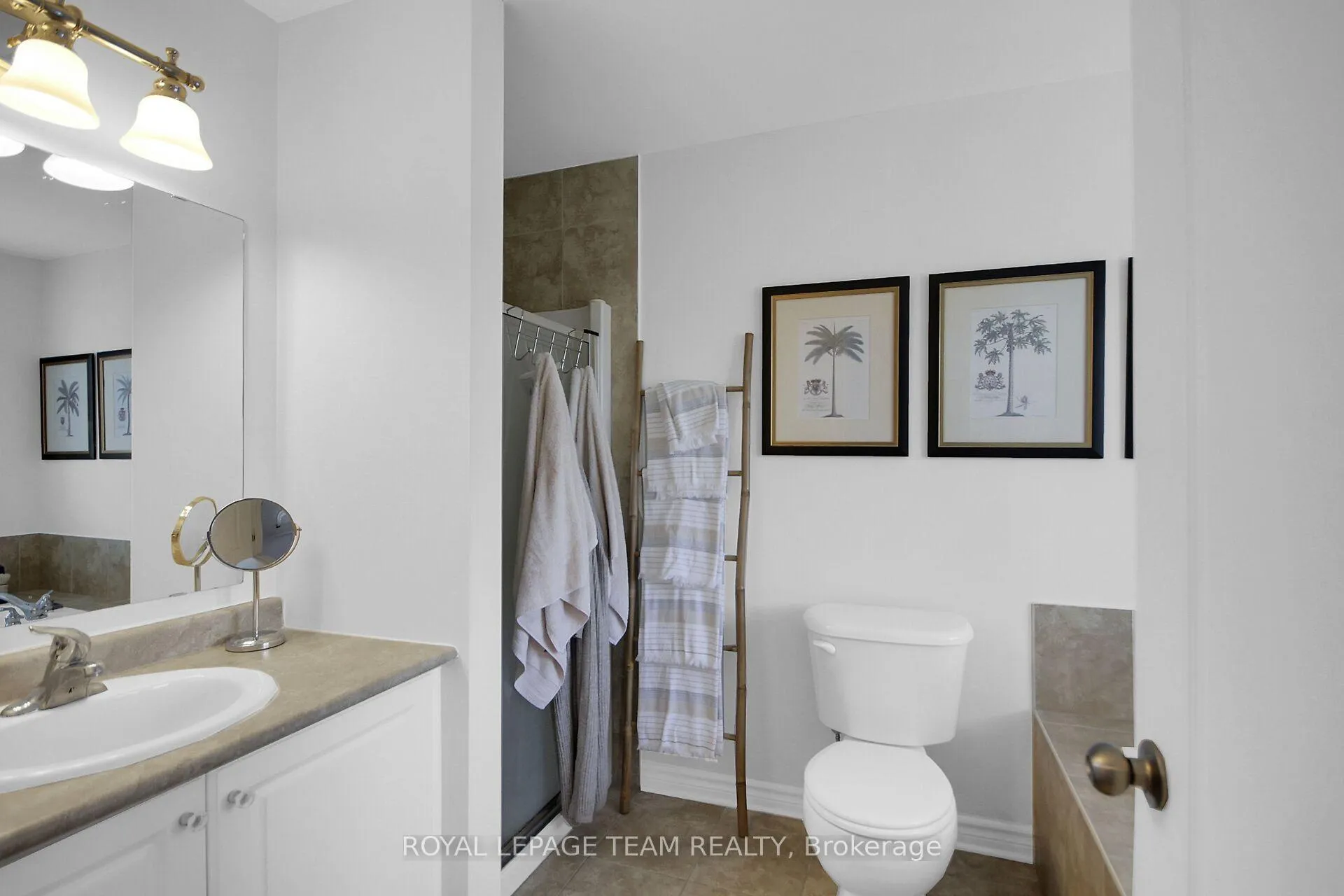 Photo 21 of 112 Talltree Crescent, Ottawa, Stittsville (Central) — HOMEH