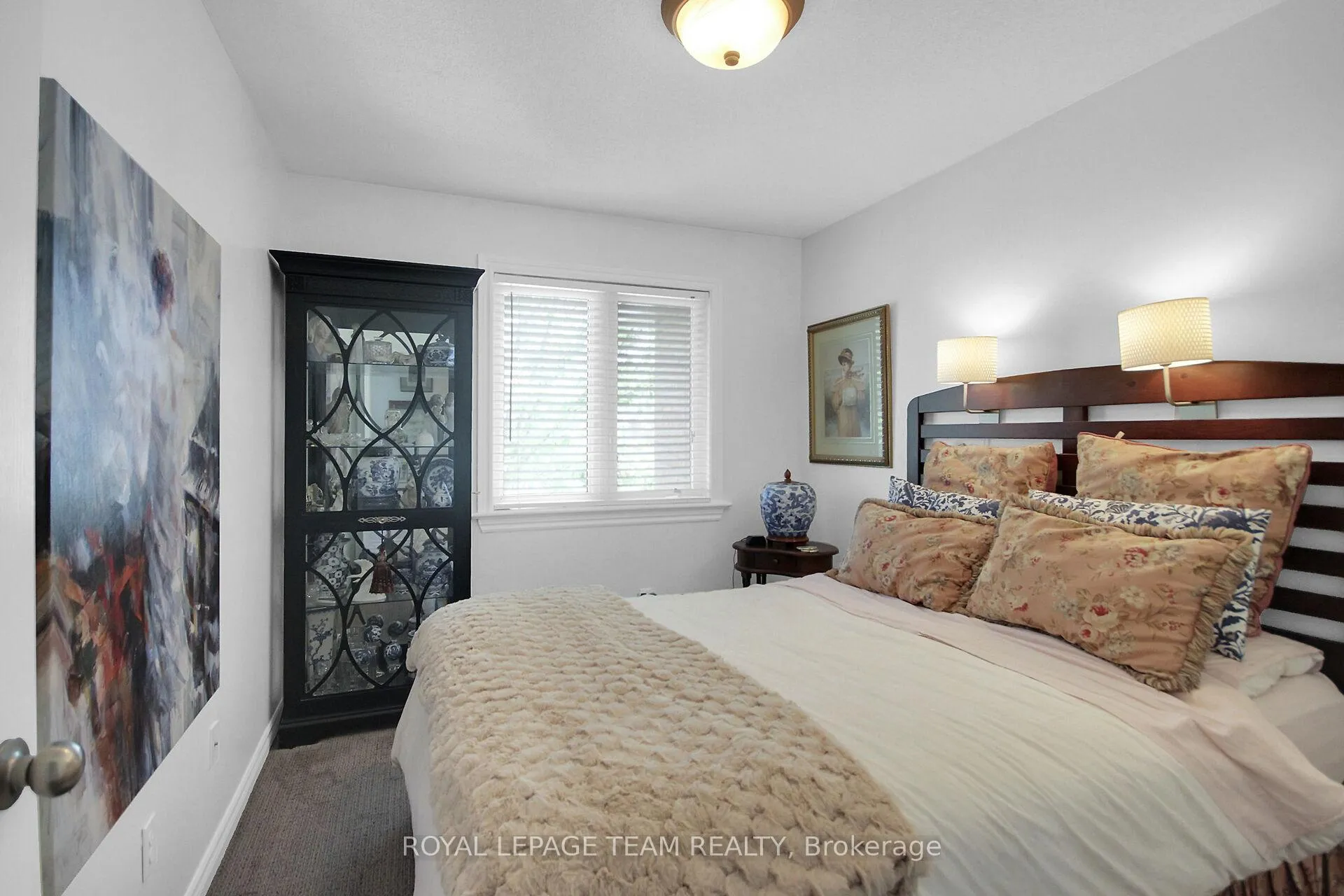 Photo 23 of 112 Talltree Crescent, Ottawa, Stittsville (Central) — HOMEH