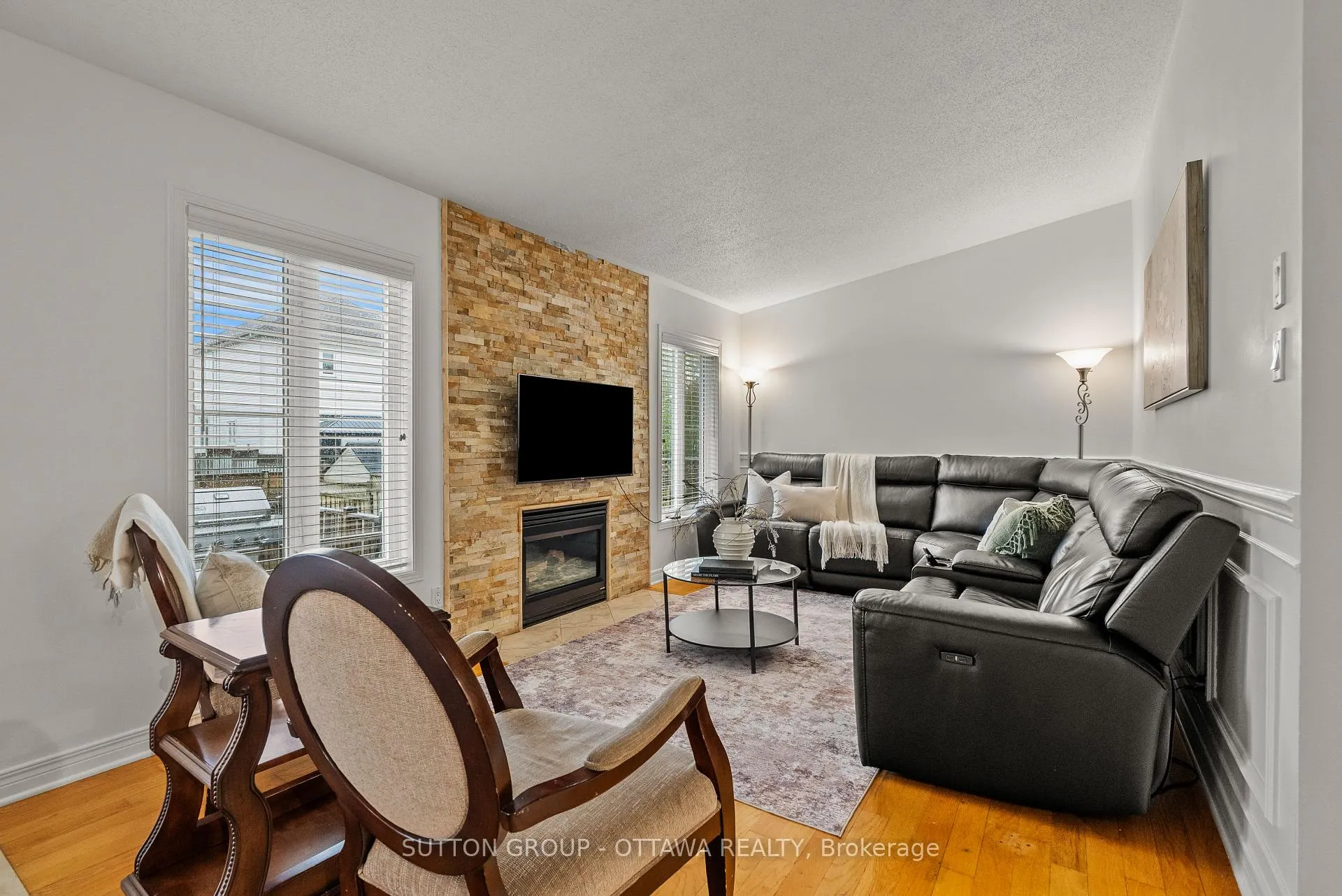 Photo 22 of 27 Nairn Street, Ottawa, Kanata - Glencairn/Hazeldean — HOMEH