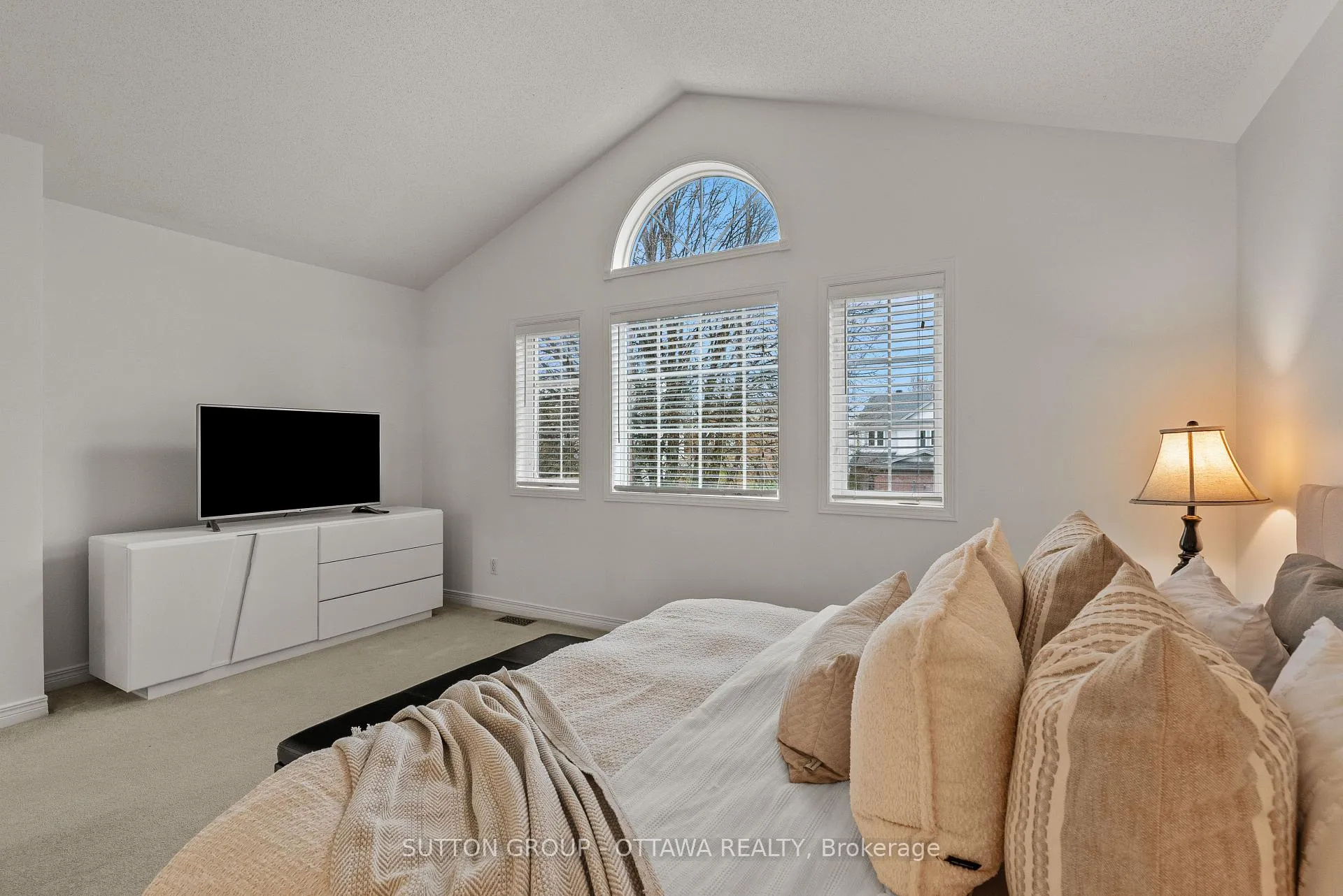 Photo 30 of 27 Nairn Street, Ottawa, Kanata - Glencairn/Hazeldean — HOMEH