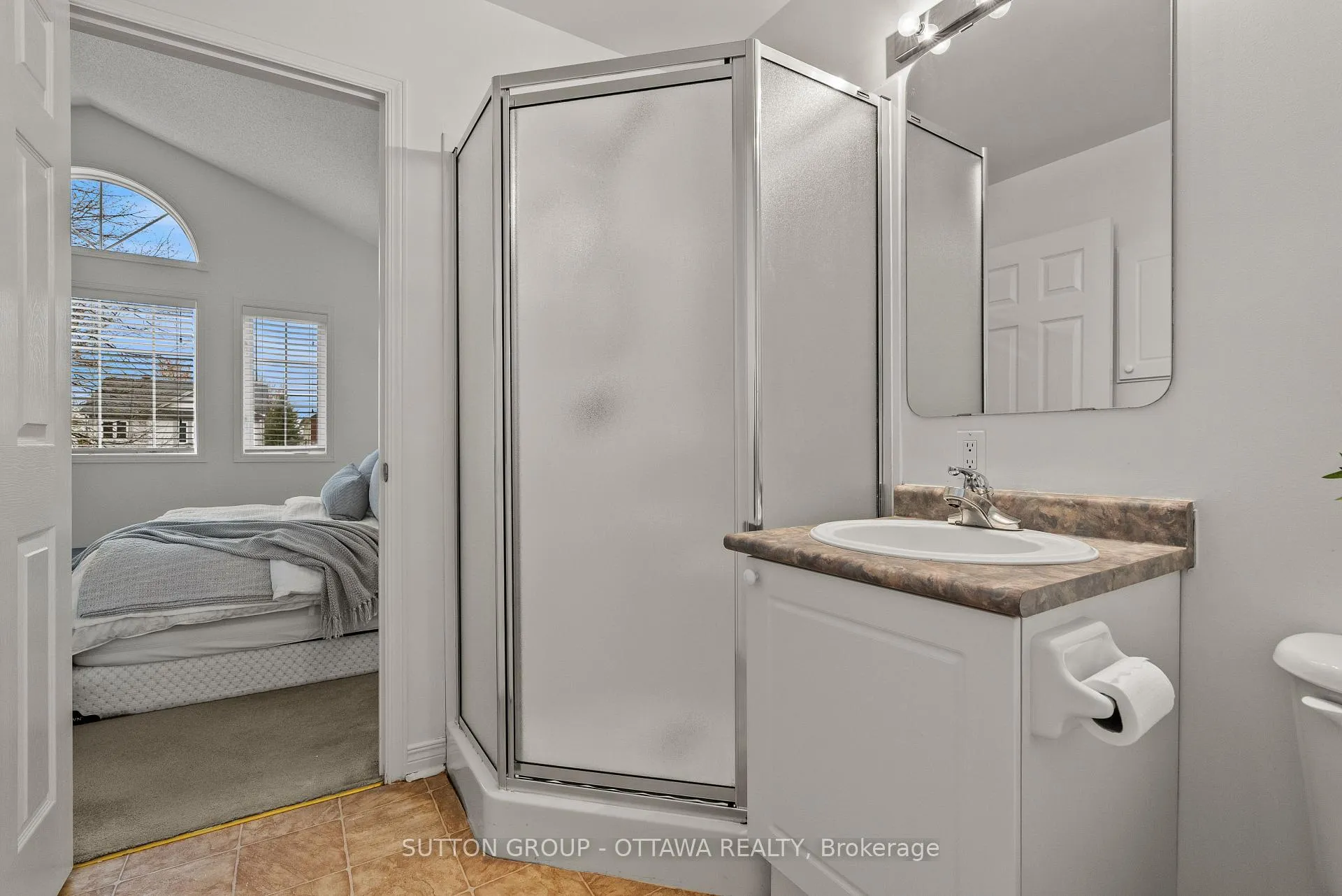 Photo 32 of 27 Nairn Street, Ottawa, Kanata - Glencairn/Hazeldean — HOMEH