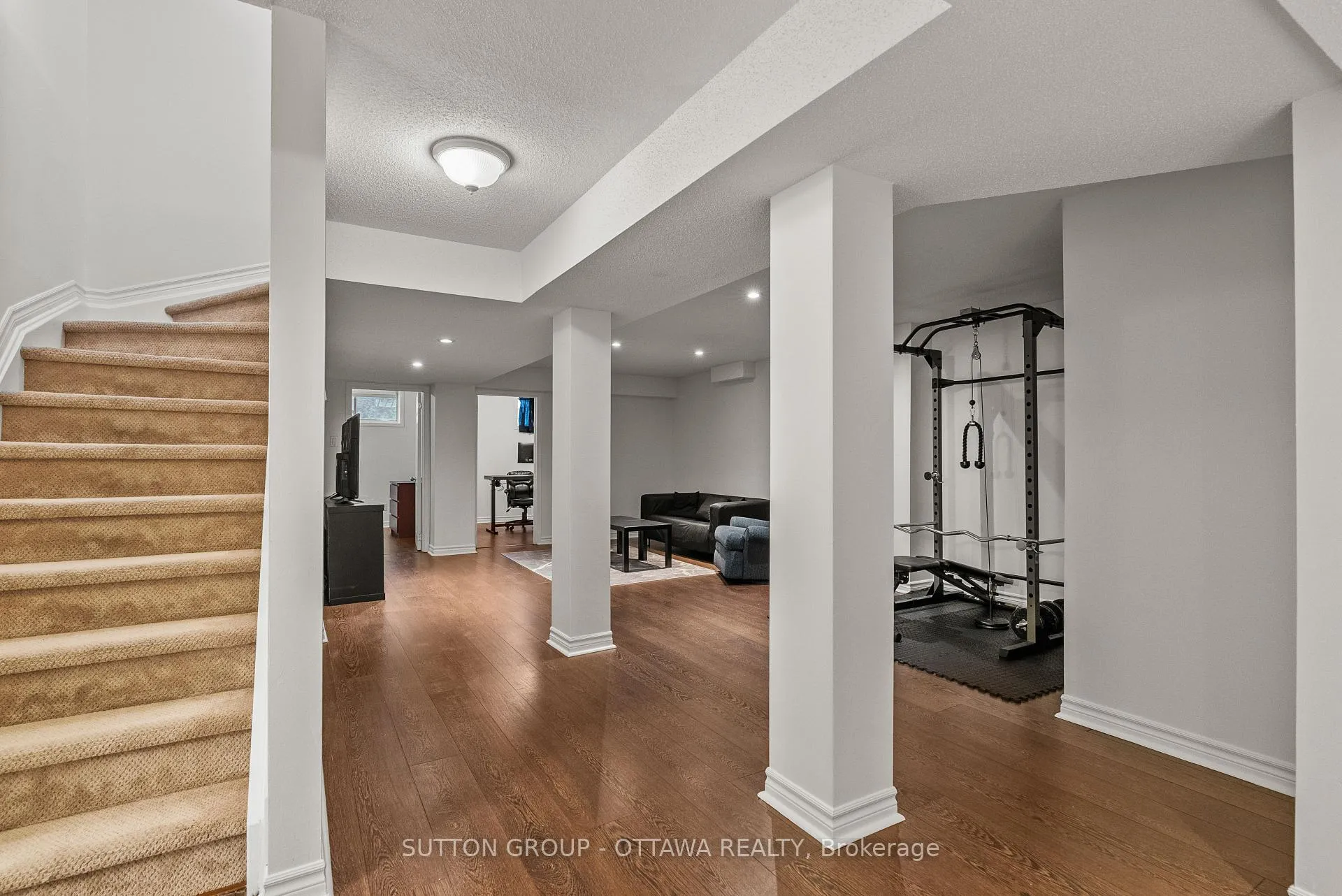 Photo 39 of 27 Nairn Street, Ottawa, Kanata - Glencairn/Hazeldean — HOMEH