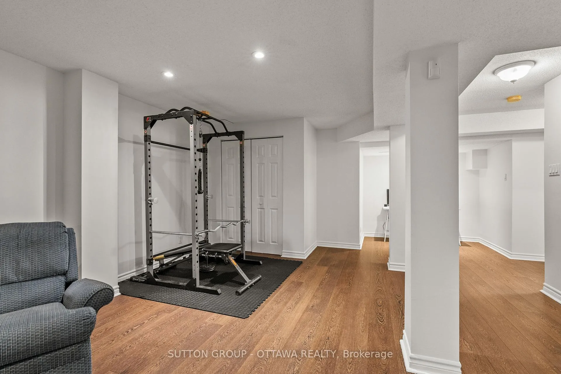 Photo 41 of 27 Nairn Street, Ottawa, Kanata - Glencairn/Hazeldean — HOMEH