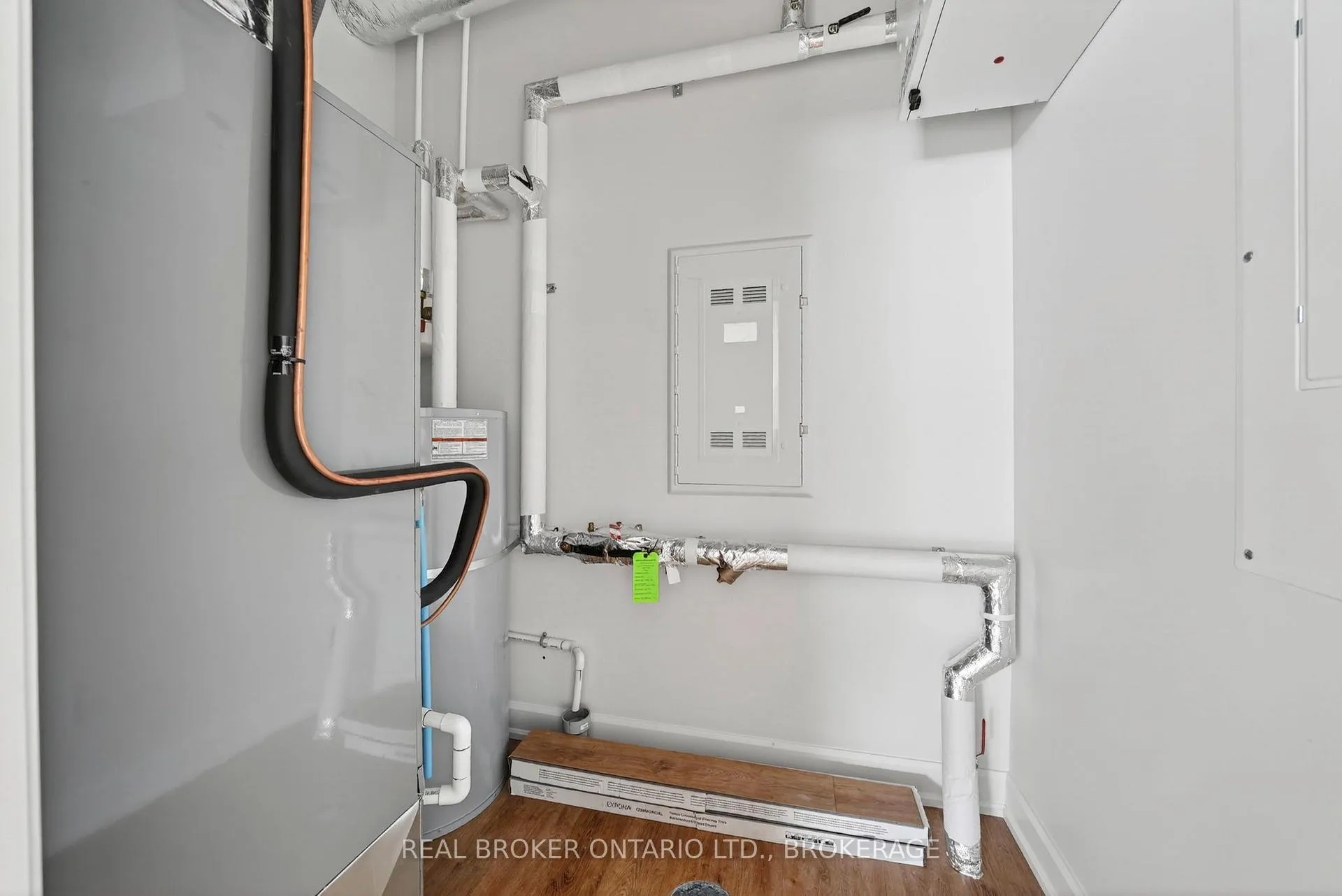 Photo 14 of Unit Unit #13C, 600 Second Street E, Cornwall — HOMEH