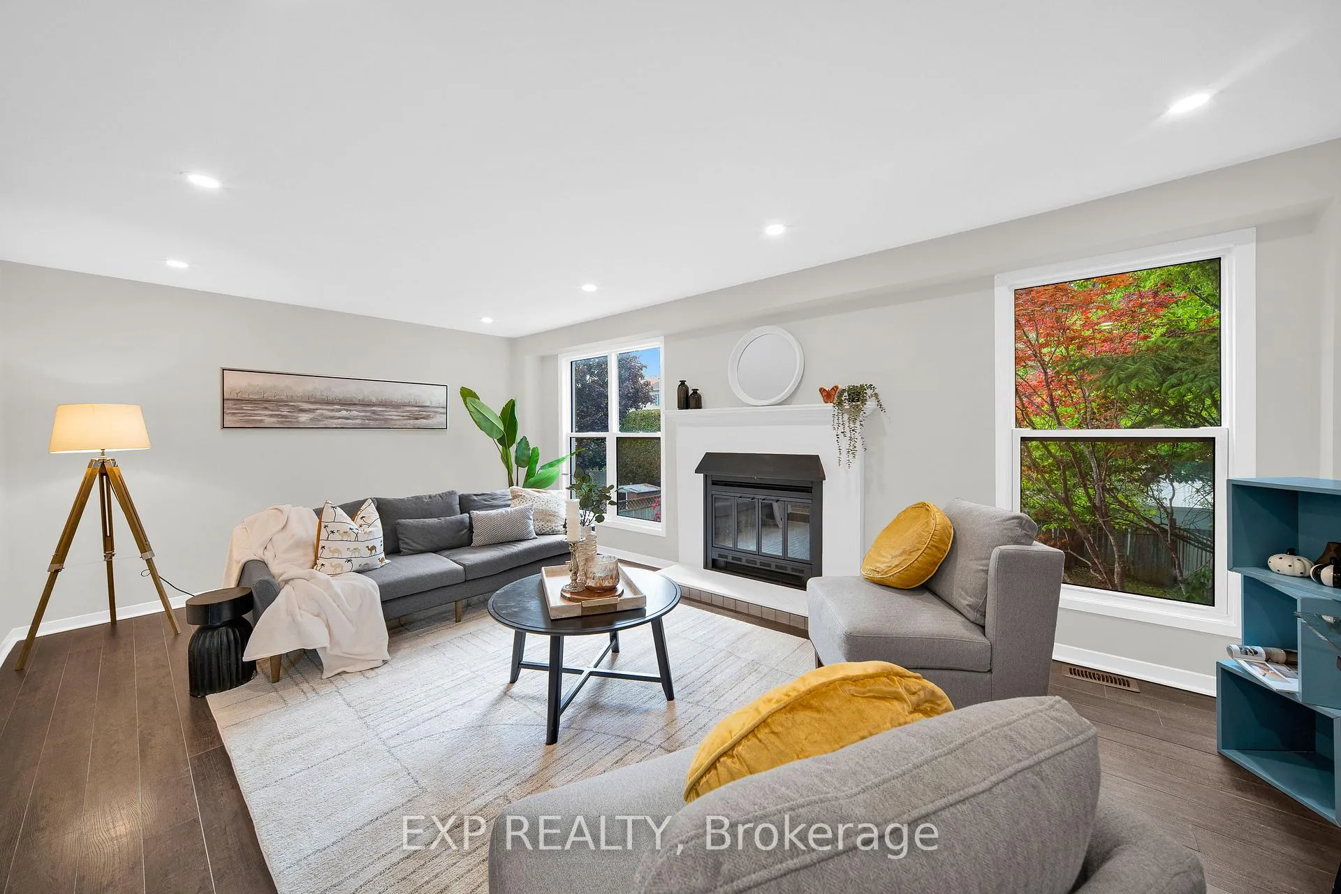 Photo 2 of 172 Centrepointe Drive, Ottawa, Centrepointe — HOMEH
