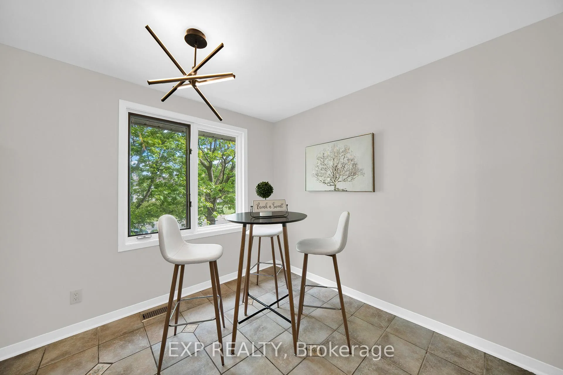 Photo 13 of 172 Centrepointe Drive, Ottawa, Centrepointe — HOMEH