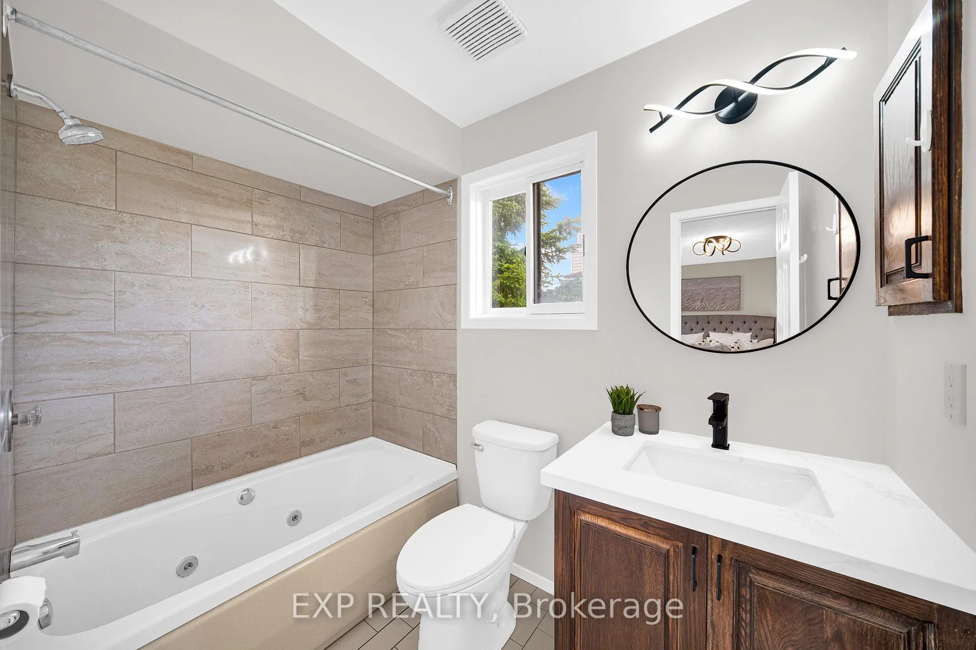 Photo 21 of 172 Centrepointe Drive, Ottawa, Centrepointe — HOMEH