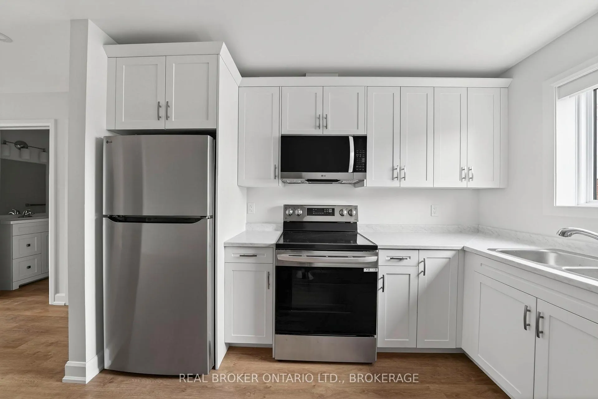 Photo 8 of Unit Unit #7B, 600 Second Street E, Cornwall — HOMEH