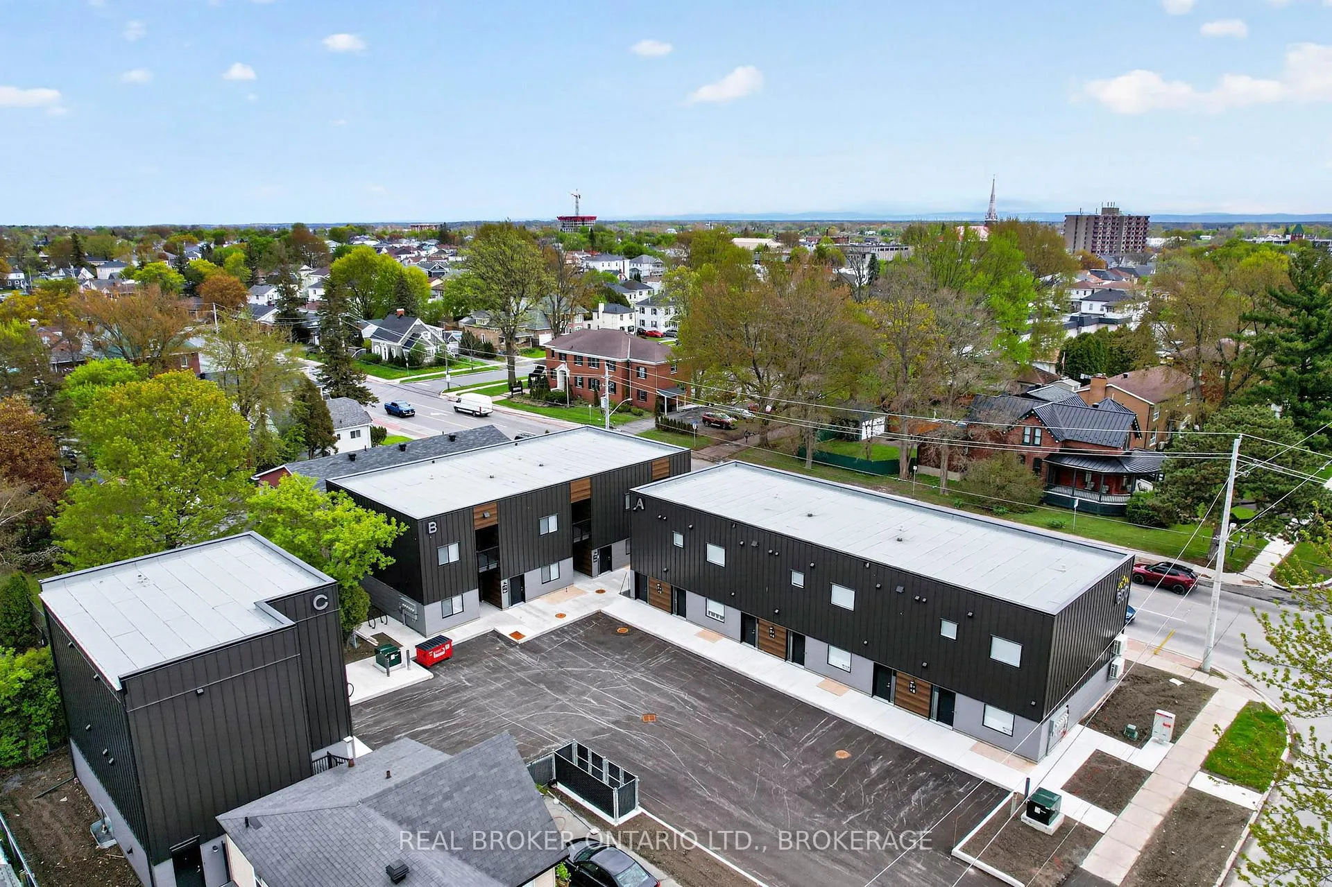 Photo 2 of Unit Unit #9B, 600 Second Street E, Cornwall — HOMEH