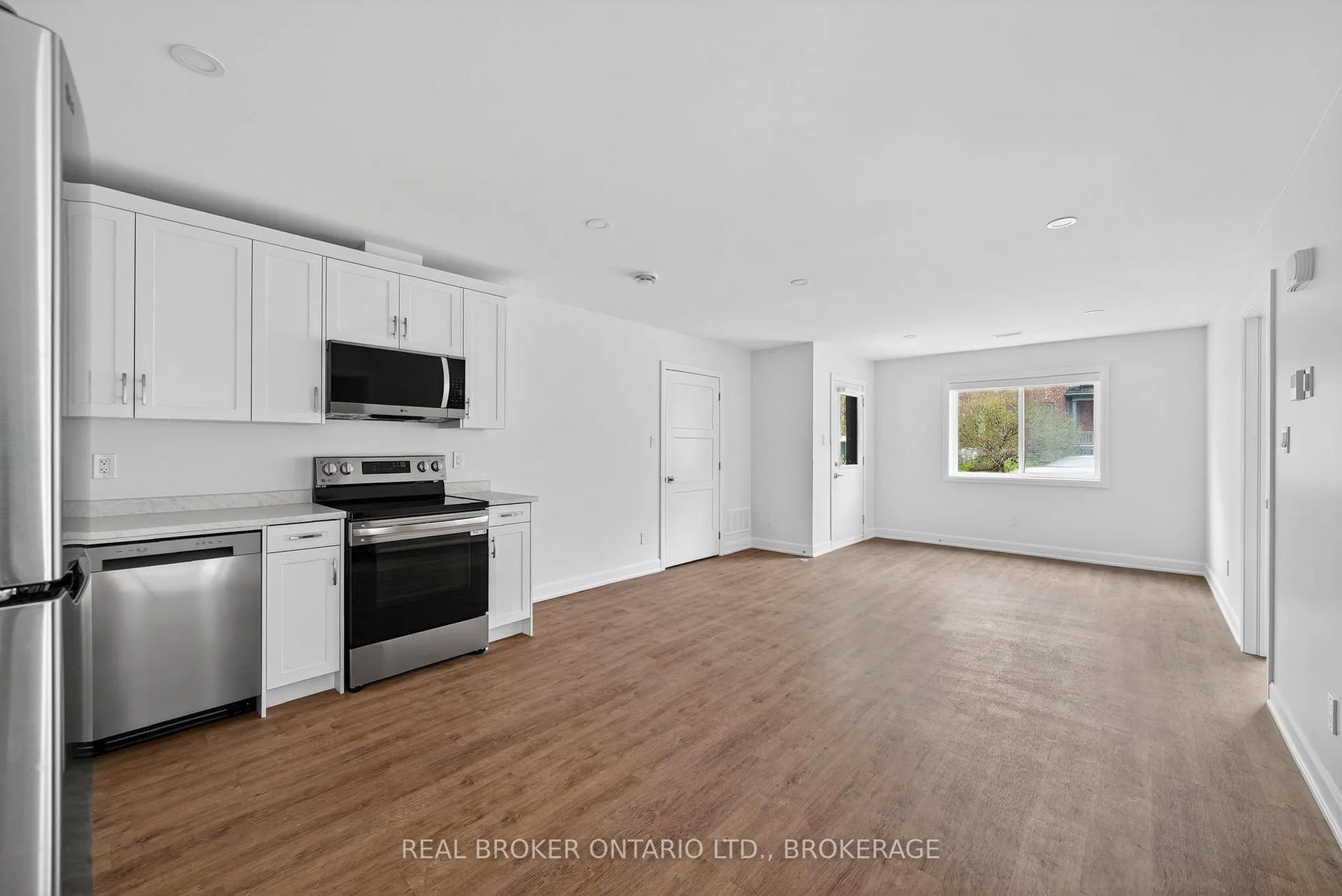 Photo 15 of Unit Unit #9B, 600 Second Street E, Cornwall — HOMEH