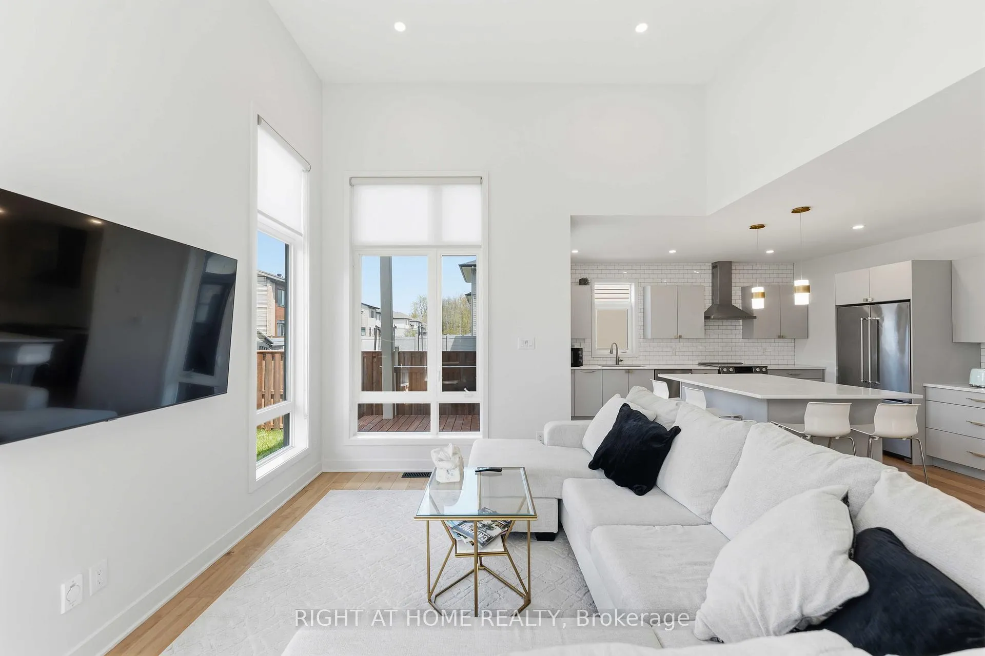Photo 13 of 289 Mount Nebo Way, Ottawa, Riverside South/Gloucester Glen — HOMEH