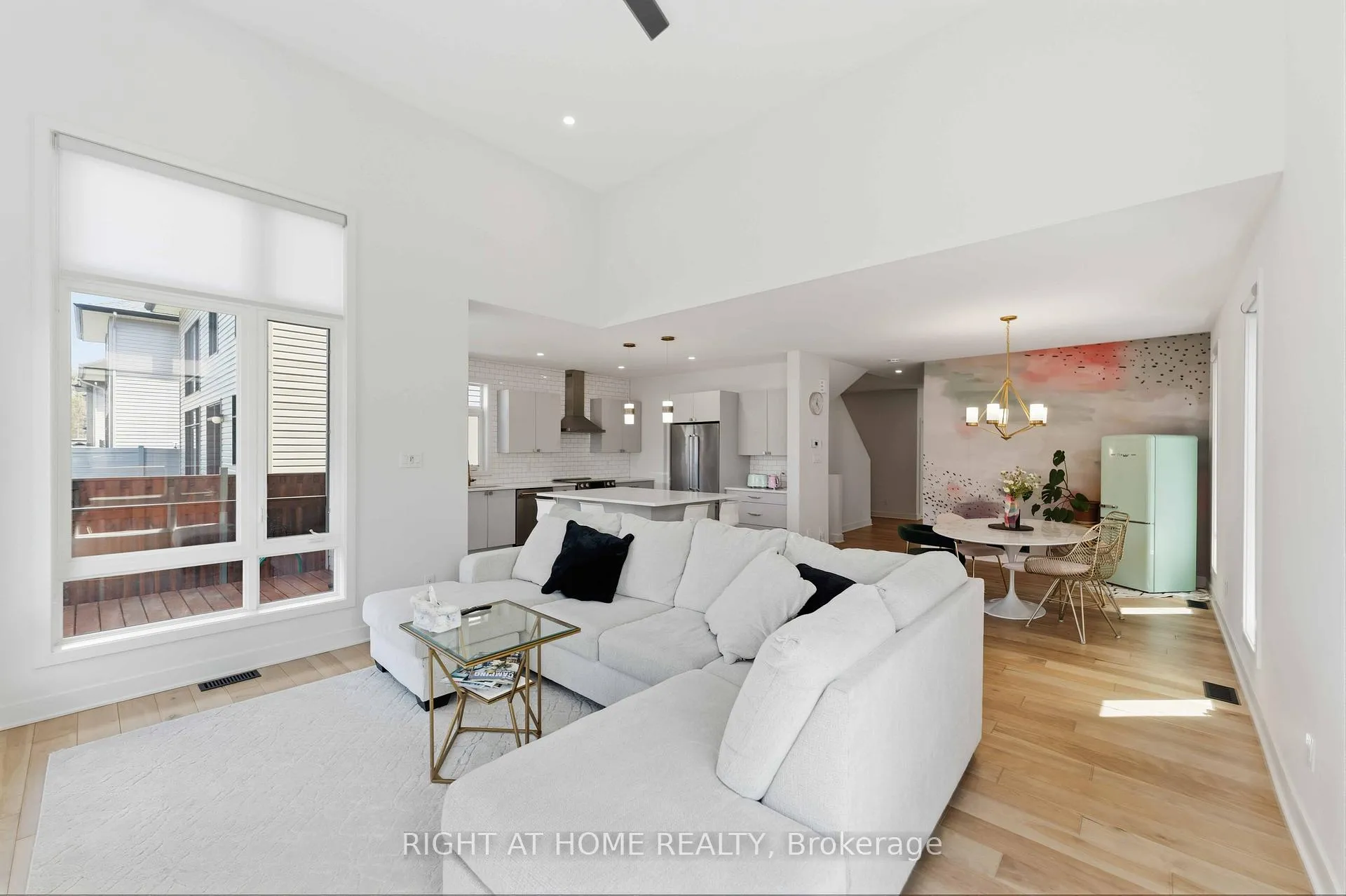 Photo 14 of 289 Mount Nebo Way, Ottawa, Riverside South/Gloucester Glen — HOMEH