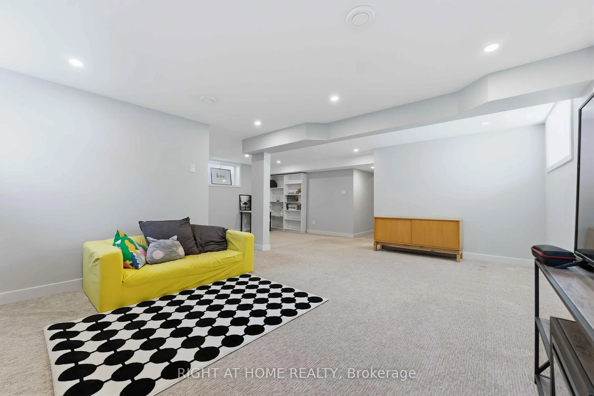 Photo 40 of 289 Mount Nebo Way, Ottawa, Riverside South/Gloucester Glen — HOMEH