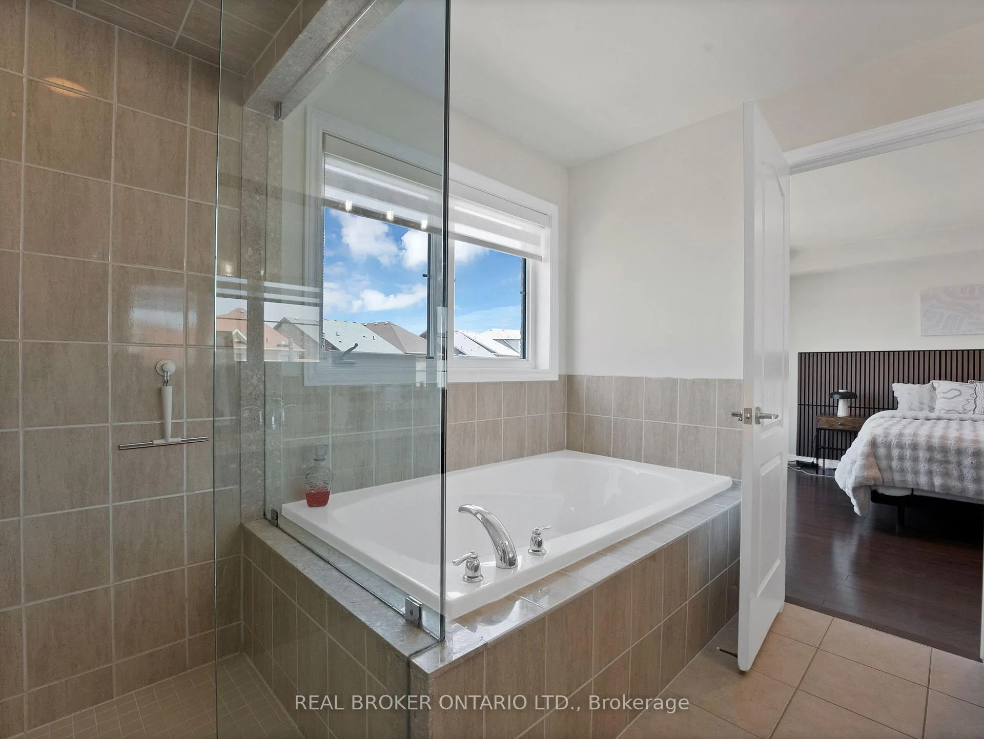 Photo 24 of 19 Berryman Lane, Markham, Cornell — HOMEH