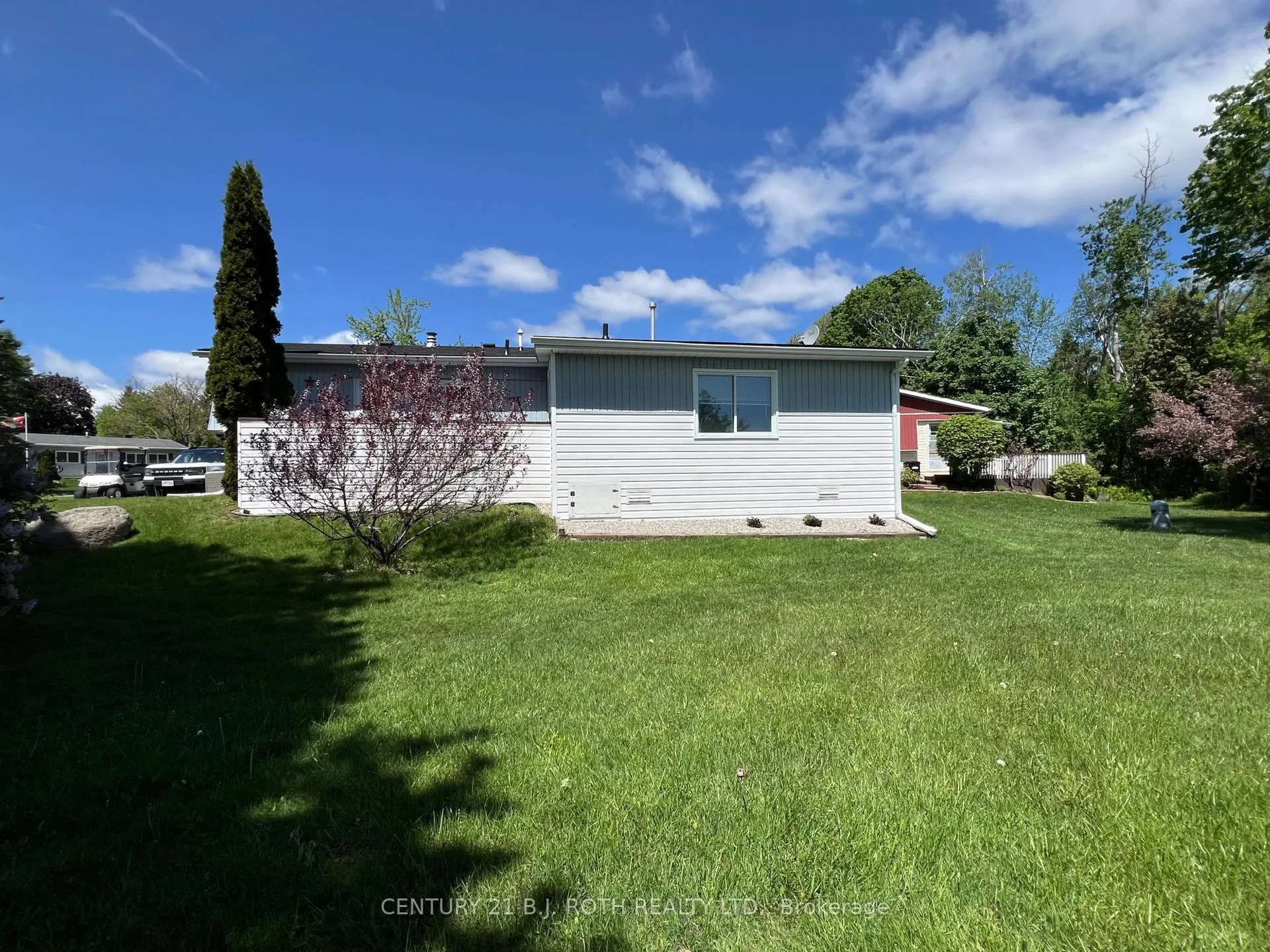 Photo 34 of 1 Nectarine Court, Innisfil, Rural Innisfil — HOMEH