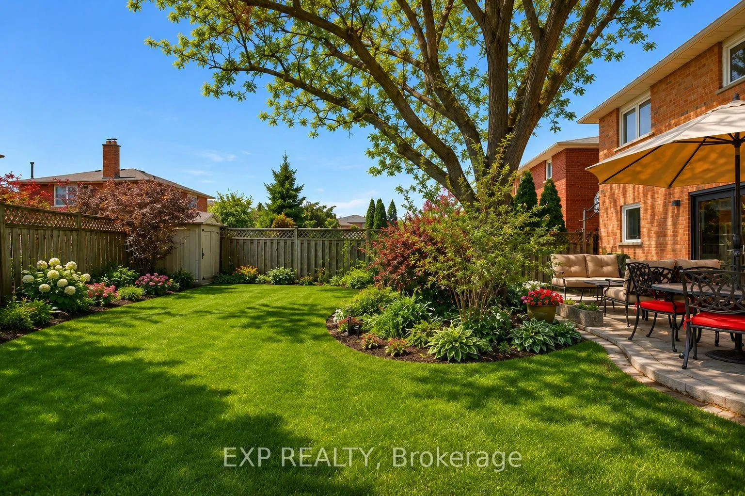 Photo 43 of 14 Oliver Lane, Vaughan, Maple — HOMEH