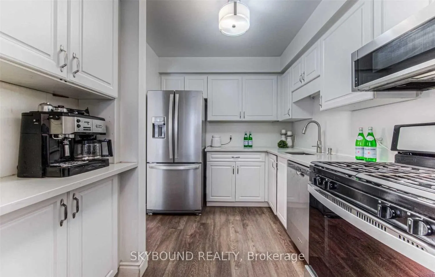 Photo 8 of Unit 7, 360 Cornridge Place, Waterloo, Upper Beechwood — HOMEH