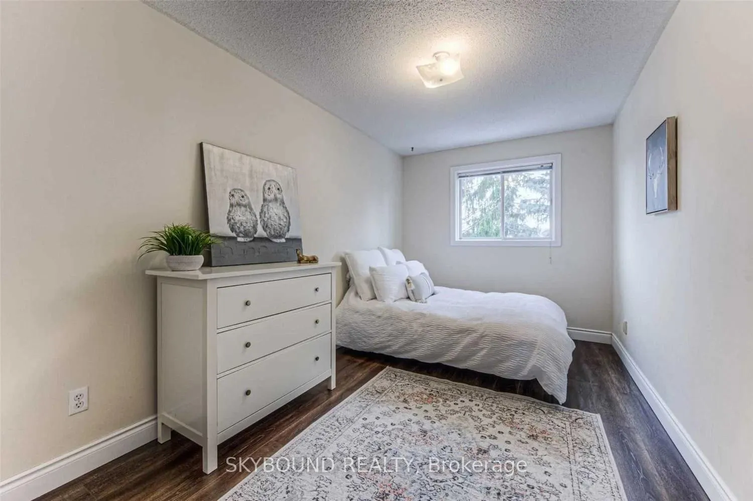 Photo 12 of Unit 7, 360 Cornridge Place, Waterloo, Upper Beechwood — HOMEH