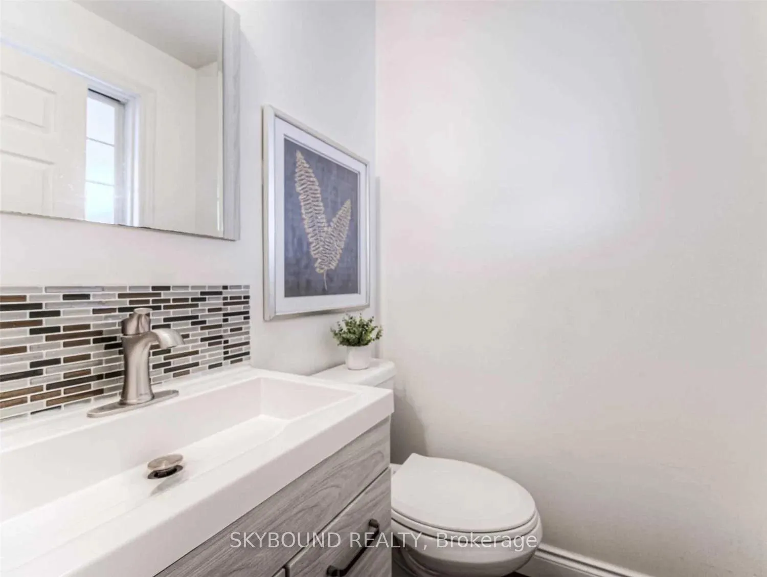 Photo 15 of Unit 7, 360 Cornridge Place, Waterloo, Upper Beechwood — HOMEH