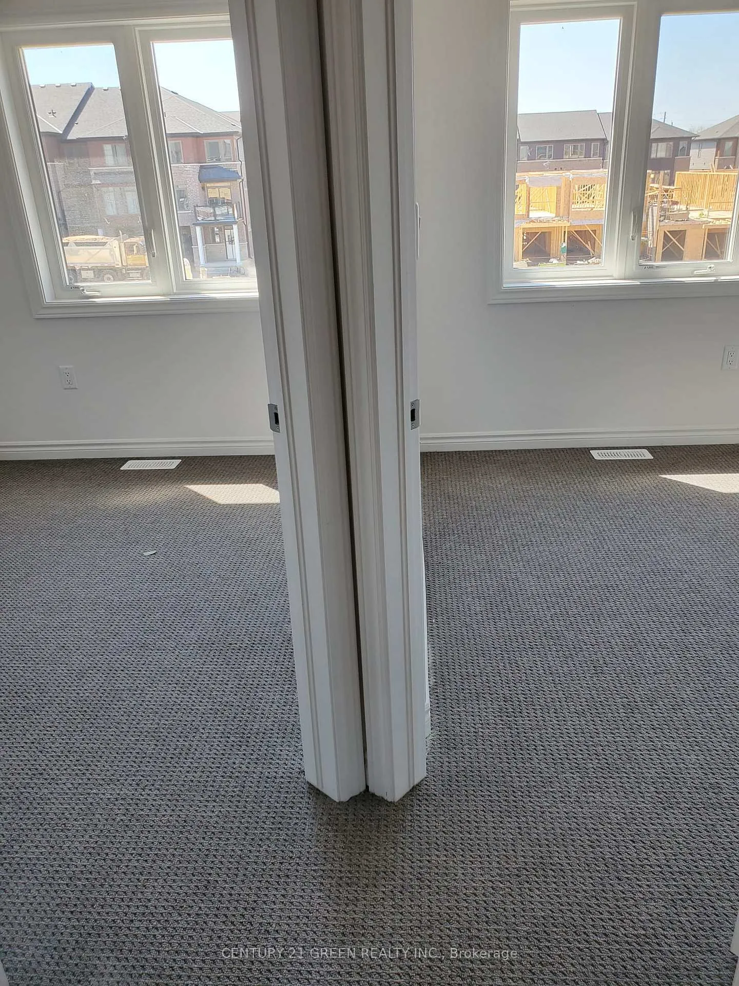Photo 1 of Unit 97, 61 Soho Street, Hamilton, Stoney Creek — HOMEH