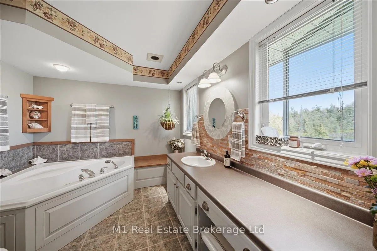 Photo 18 of 60 Hamer Bay Road, Seguin — HOMEH