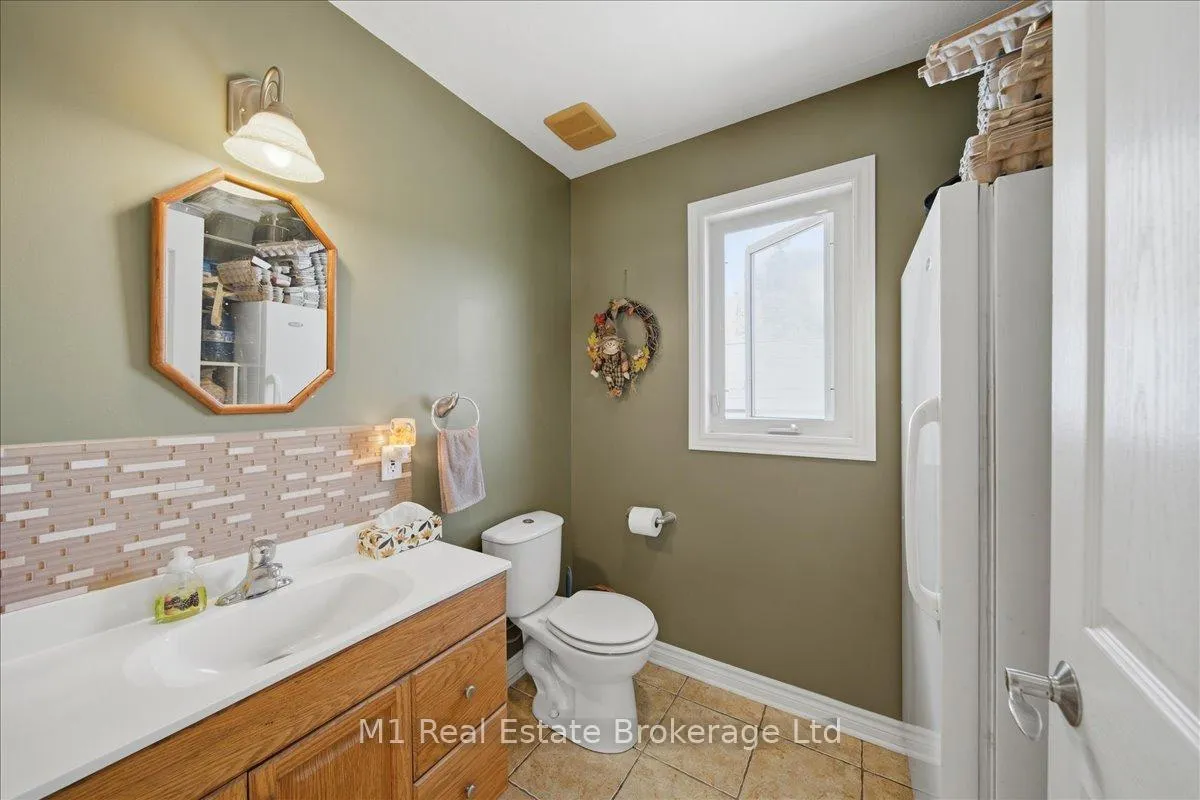 Photo 25 of 60 Hamer Bay Road, Seguin — HOMEH