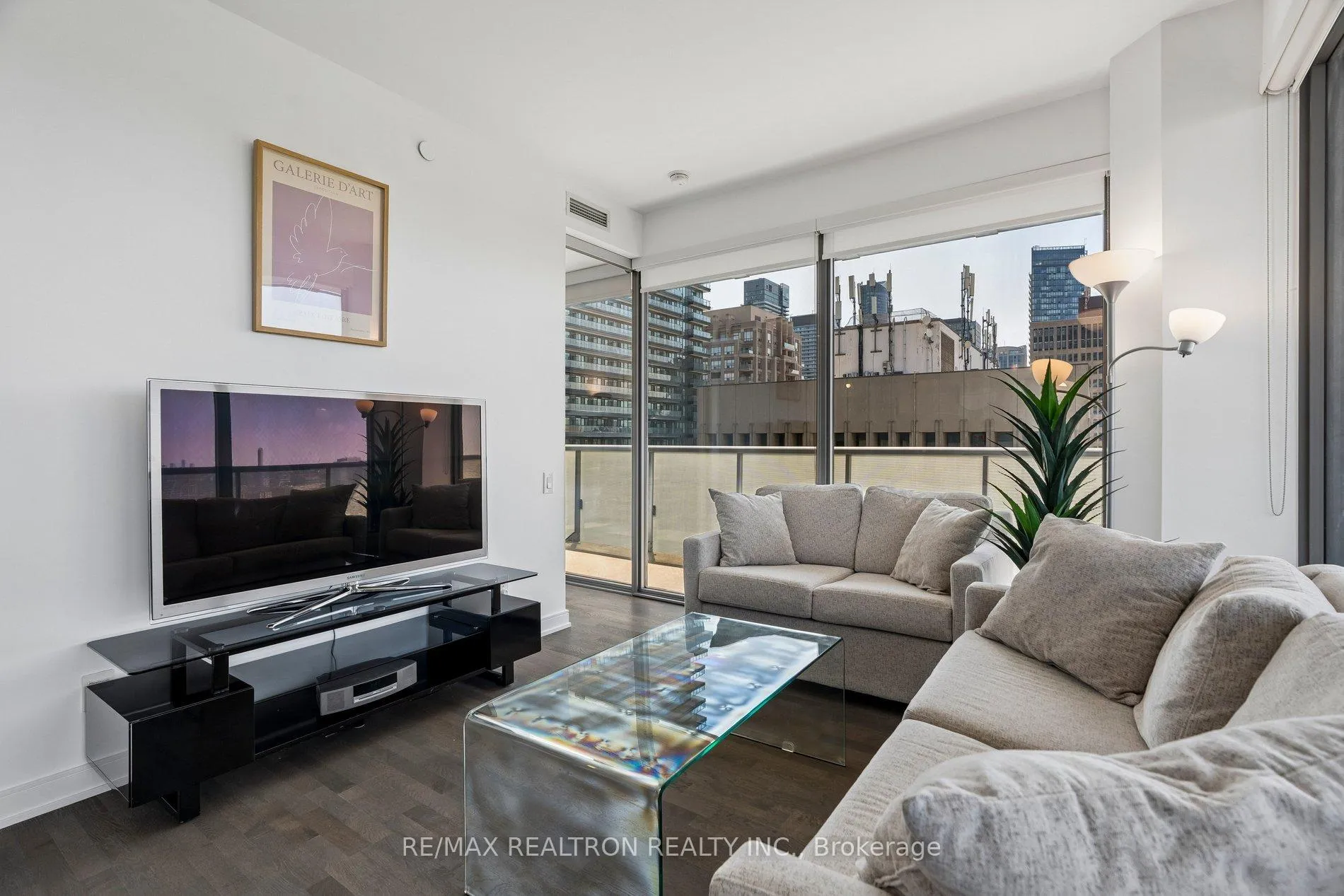 Photo 11 of Unit 2005, 57 St Joseph Street, Toronto, Bay Street Corridor — HOMEH