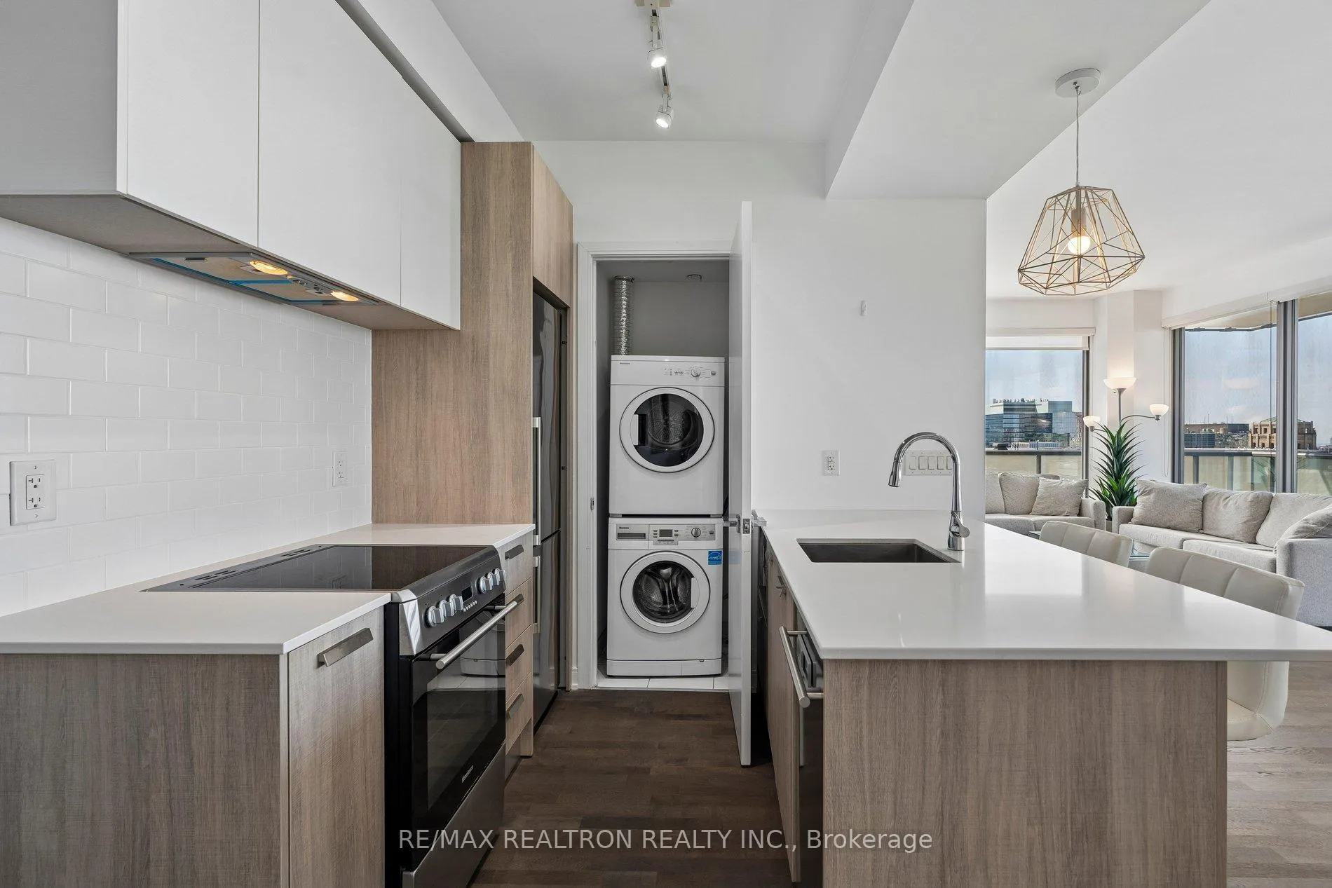Photo 24 of Unit 2005, 57 St Joseph Street, Toronto, Bay Street Corridor — HOMEH