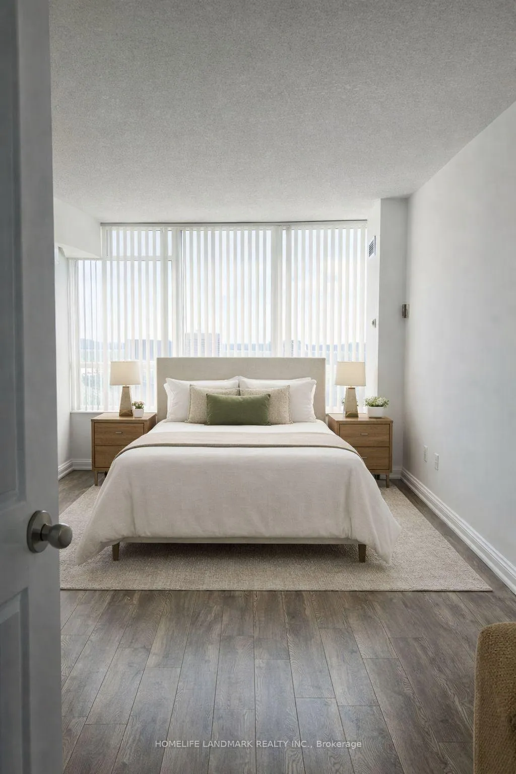 Photo 7 of Unit 1510, 22 Hanover Road, Brampton, Queen Street Corridor — HOMEH