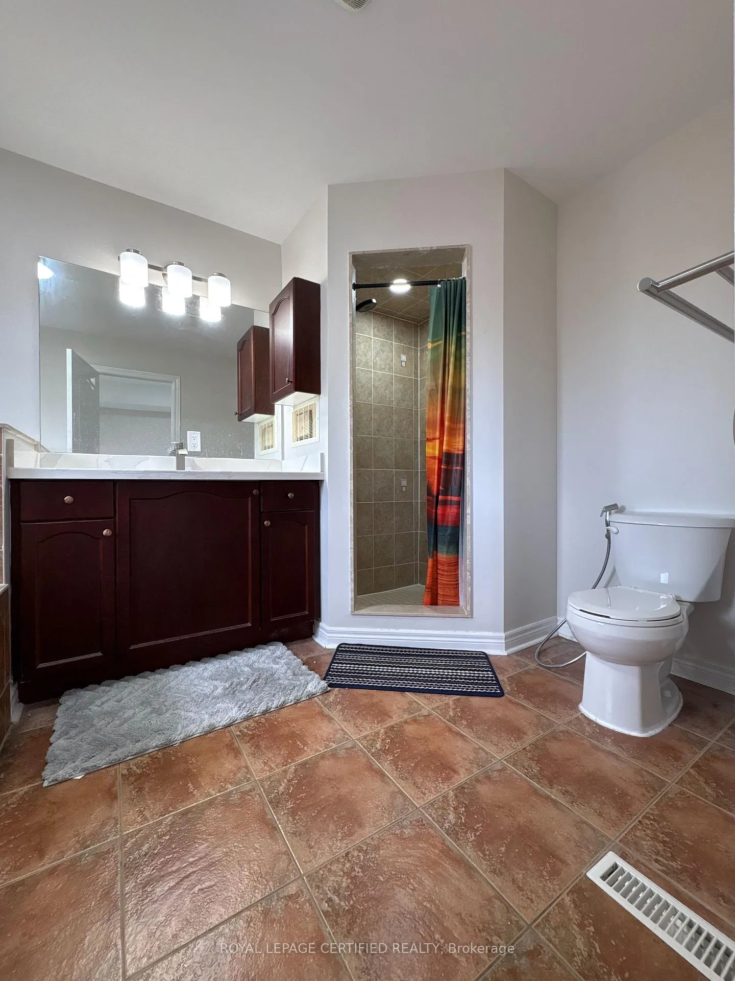 Photo 20 of 39 Blazing Star Drive, Brampton, Sandringham-Wellington — HOMEH