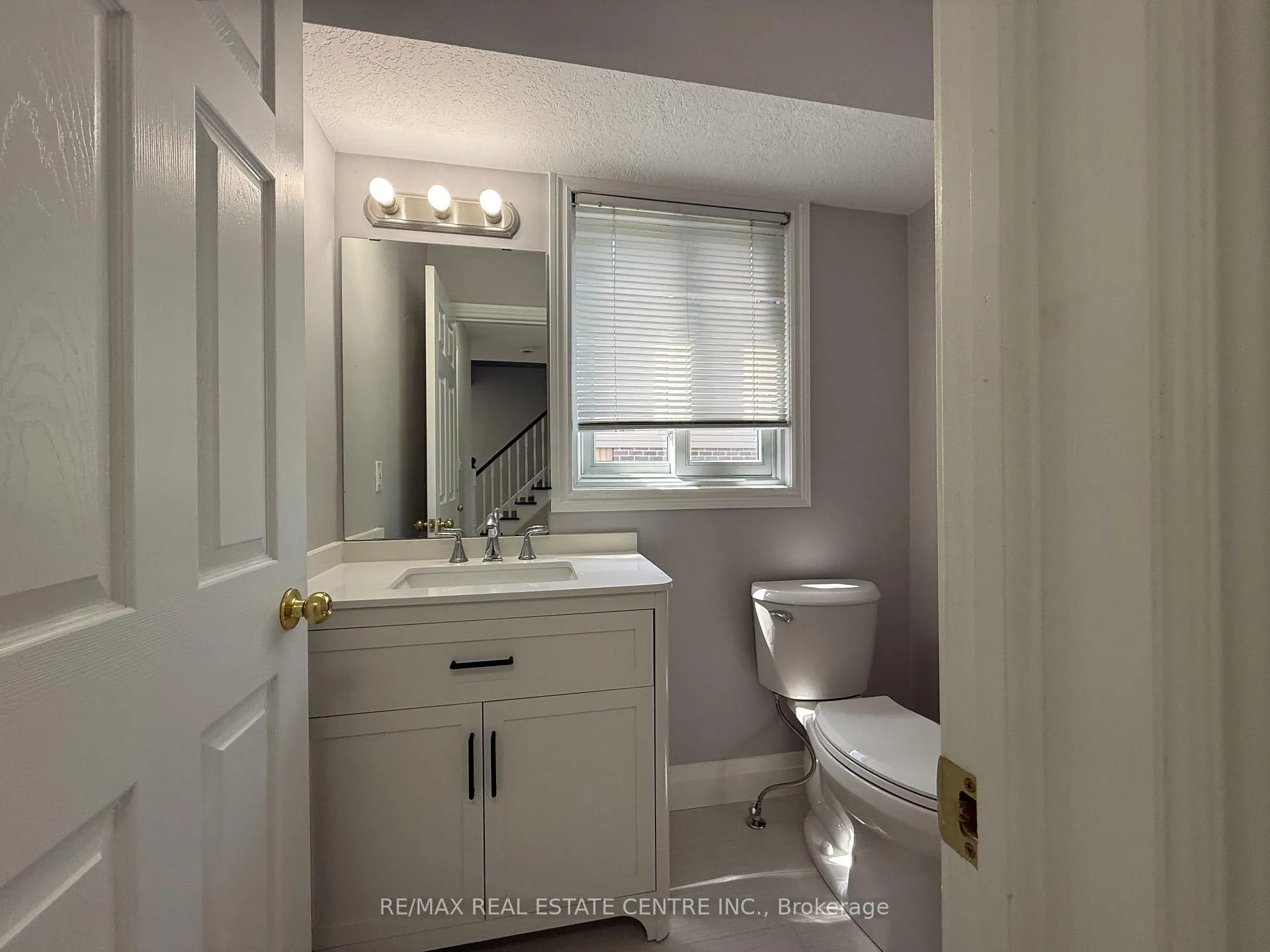 Photo 4 of 125 Flaherty Drive, Guelph, Willow West/Sugarbush/West Acres — HOMEH