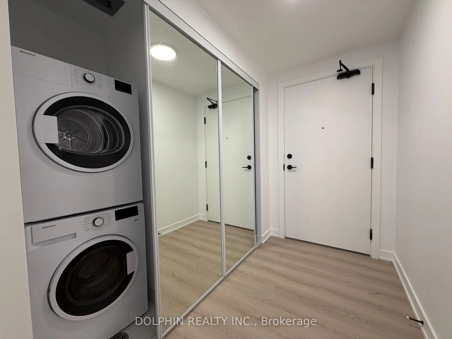 Photo 3 of Unit 2903, 100 Queen Street E, Toronto, Church-Yonge Corridor — HOMEH