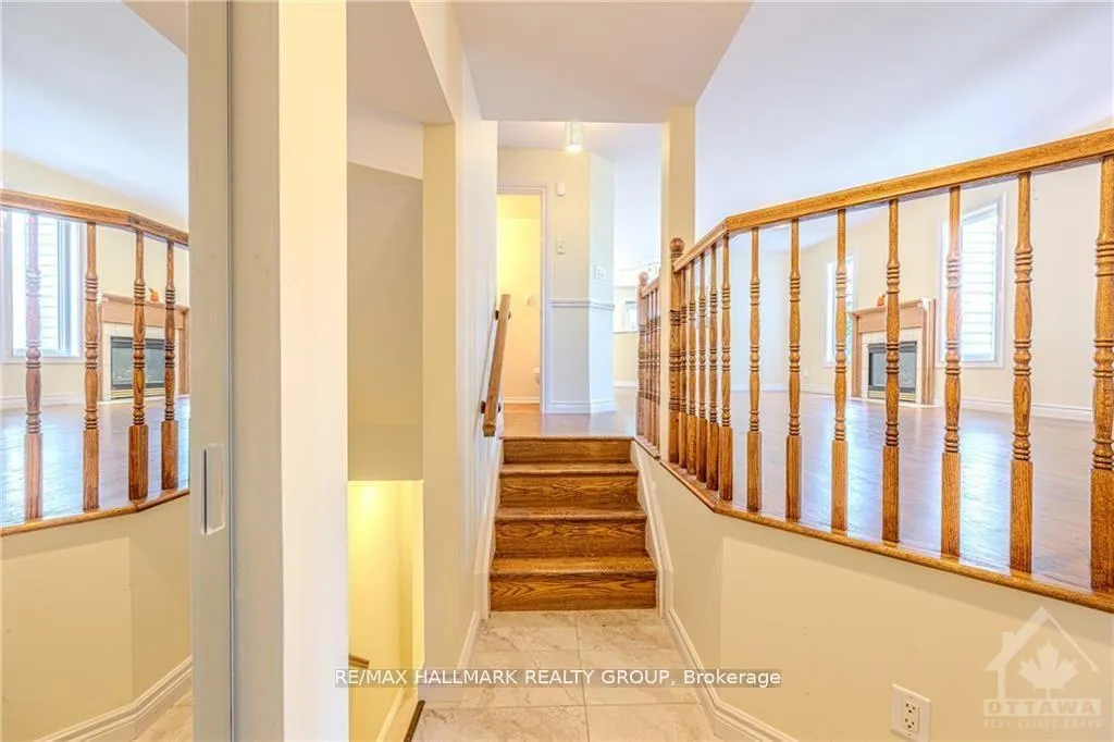 Photo 4 of 1205 Clyde Avenue, Ottawa, Central Park — HOMEH