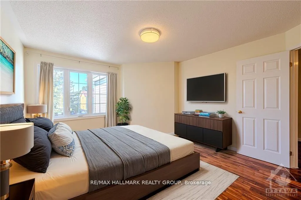 Photo 17 of 1205 Clyde Avenue, Ottawa, Central Park — HOMEH